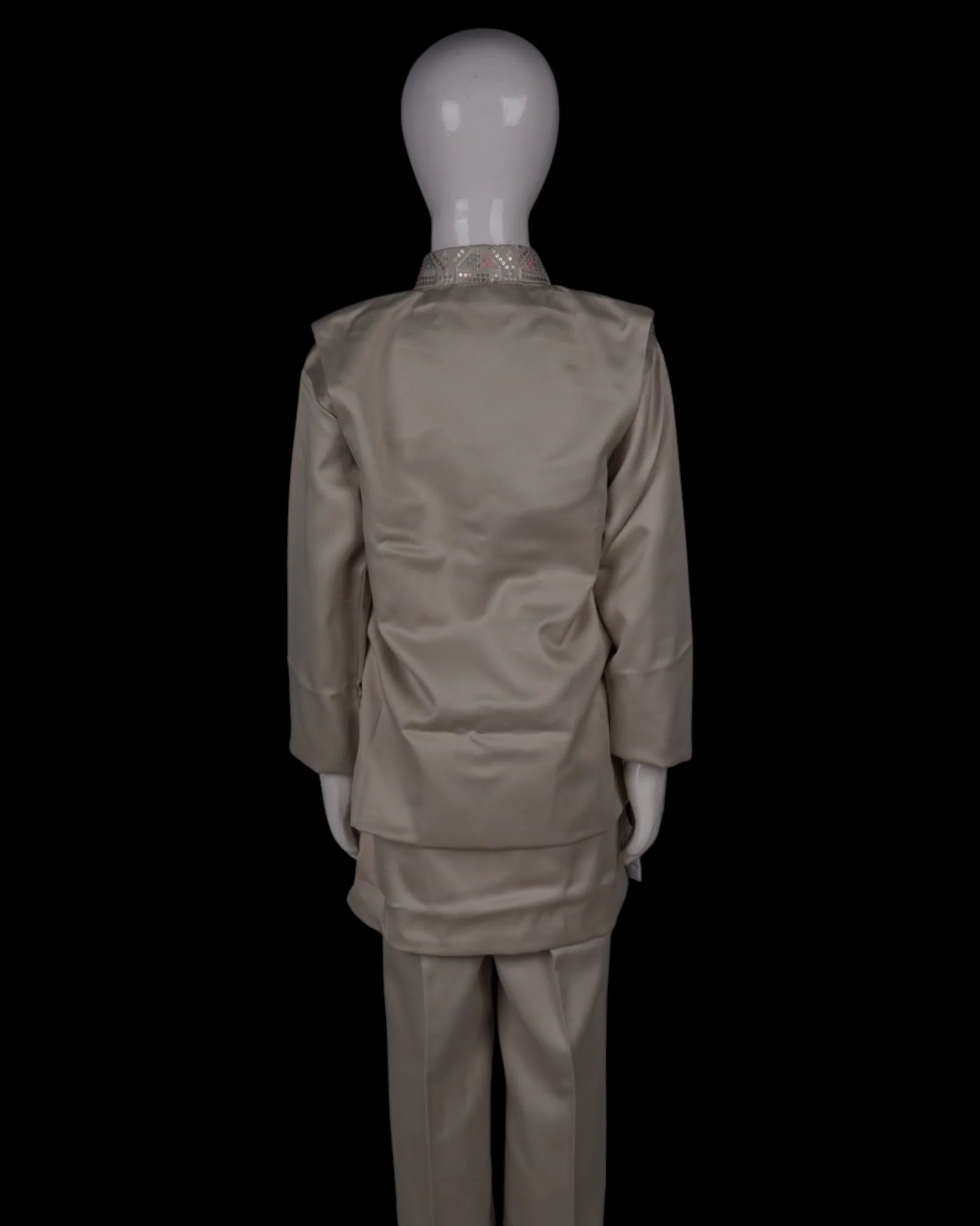 Unveil charm at your engagement in our Modi Suits