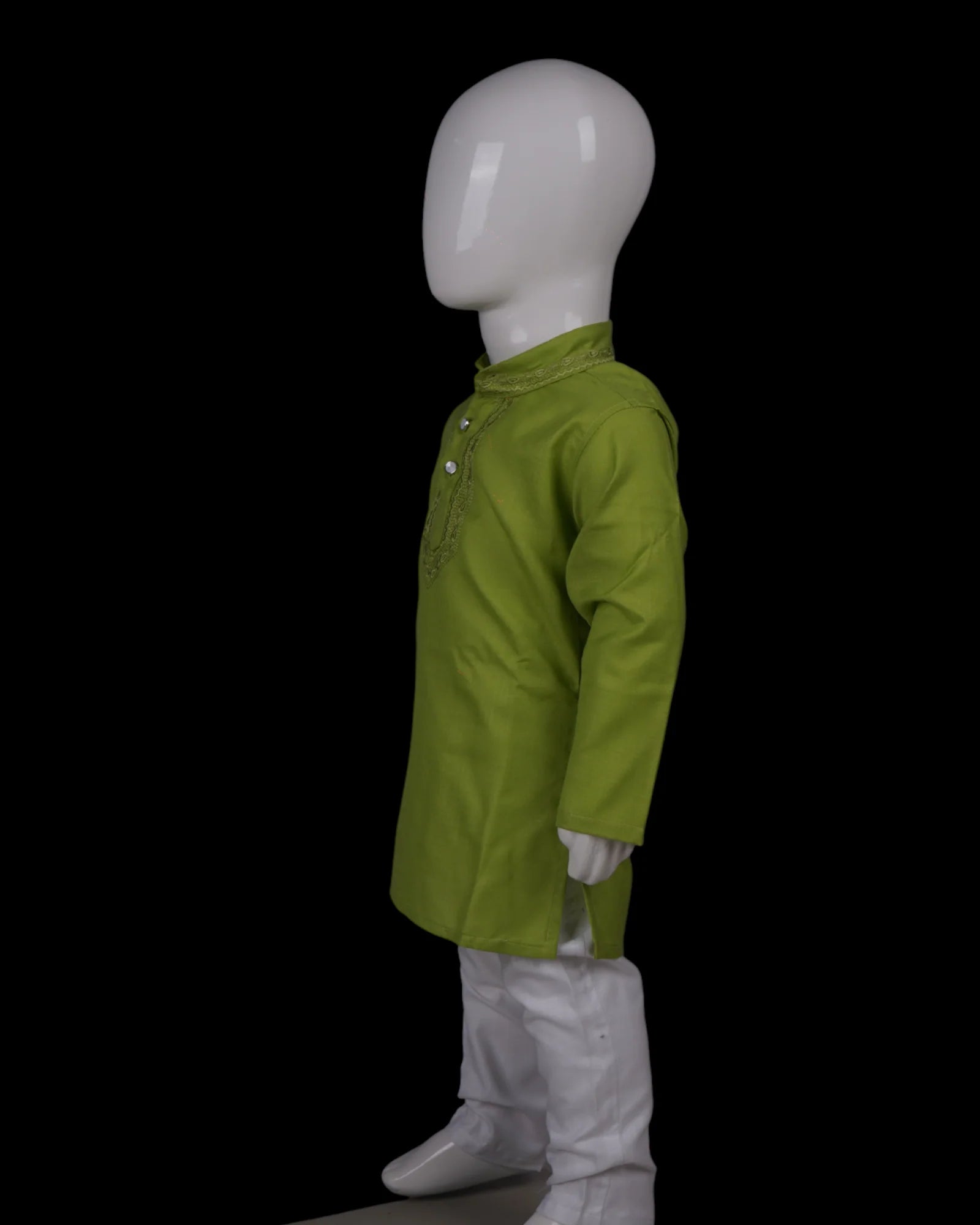 Boys Embroidered Kurta Pajama Set