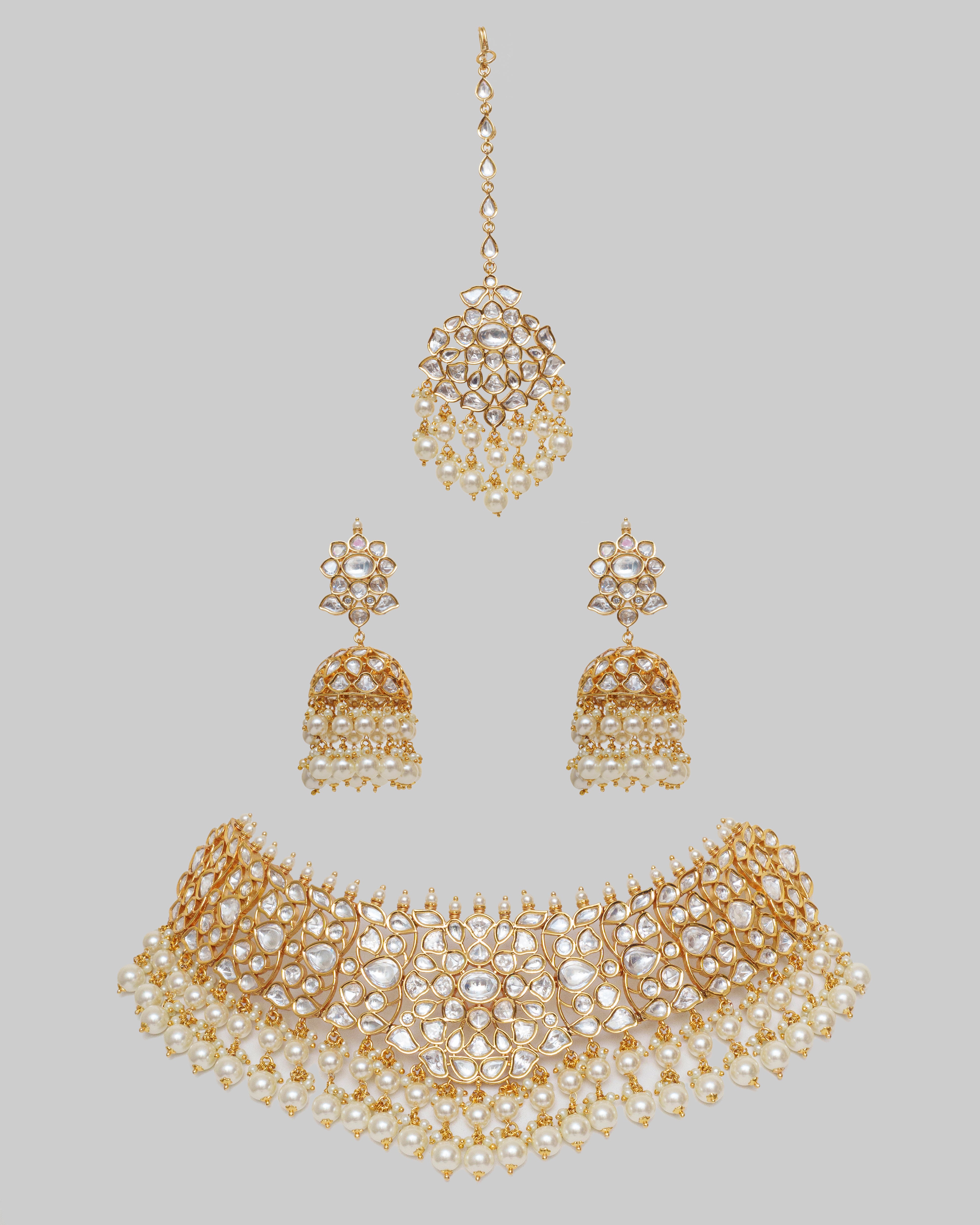 Royal Gold Choker with White Kundan and Pearls