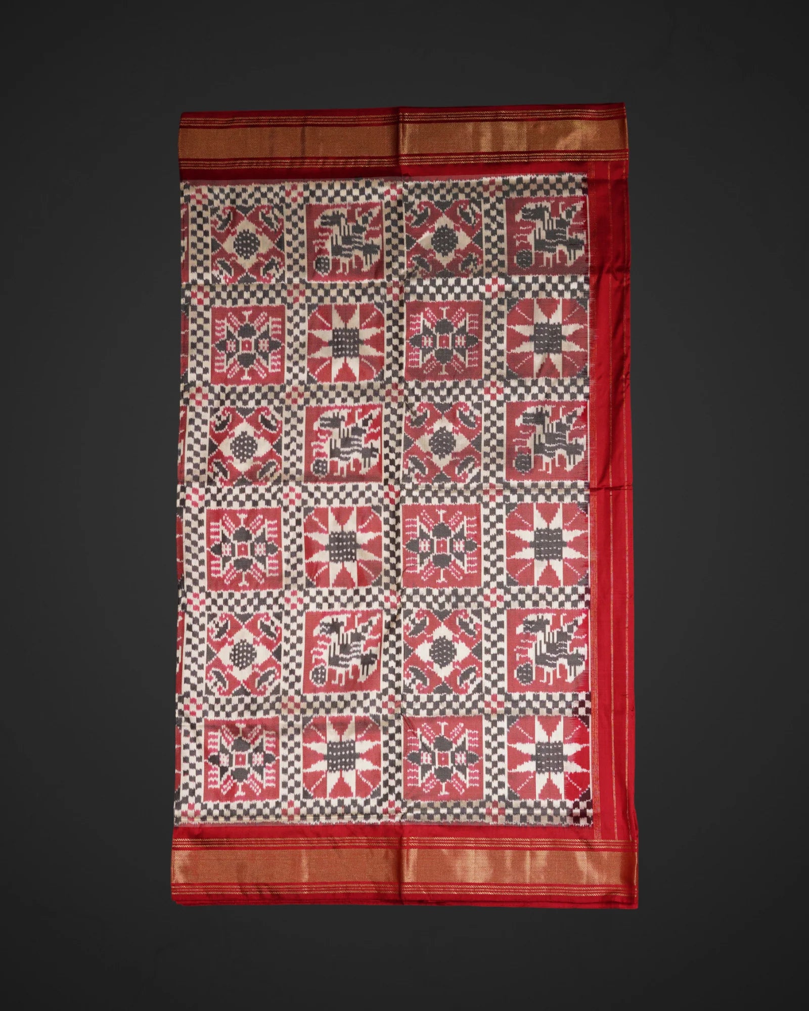 Cream Handwoven Pochampally Silk Saree