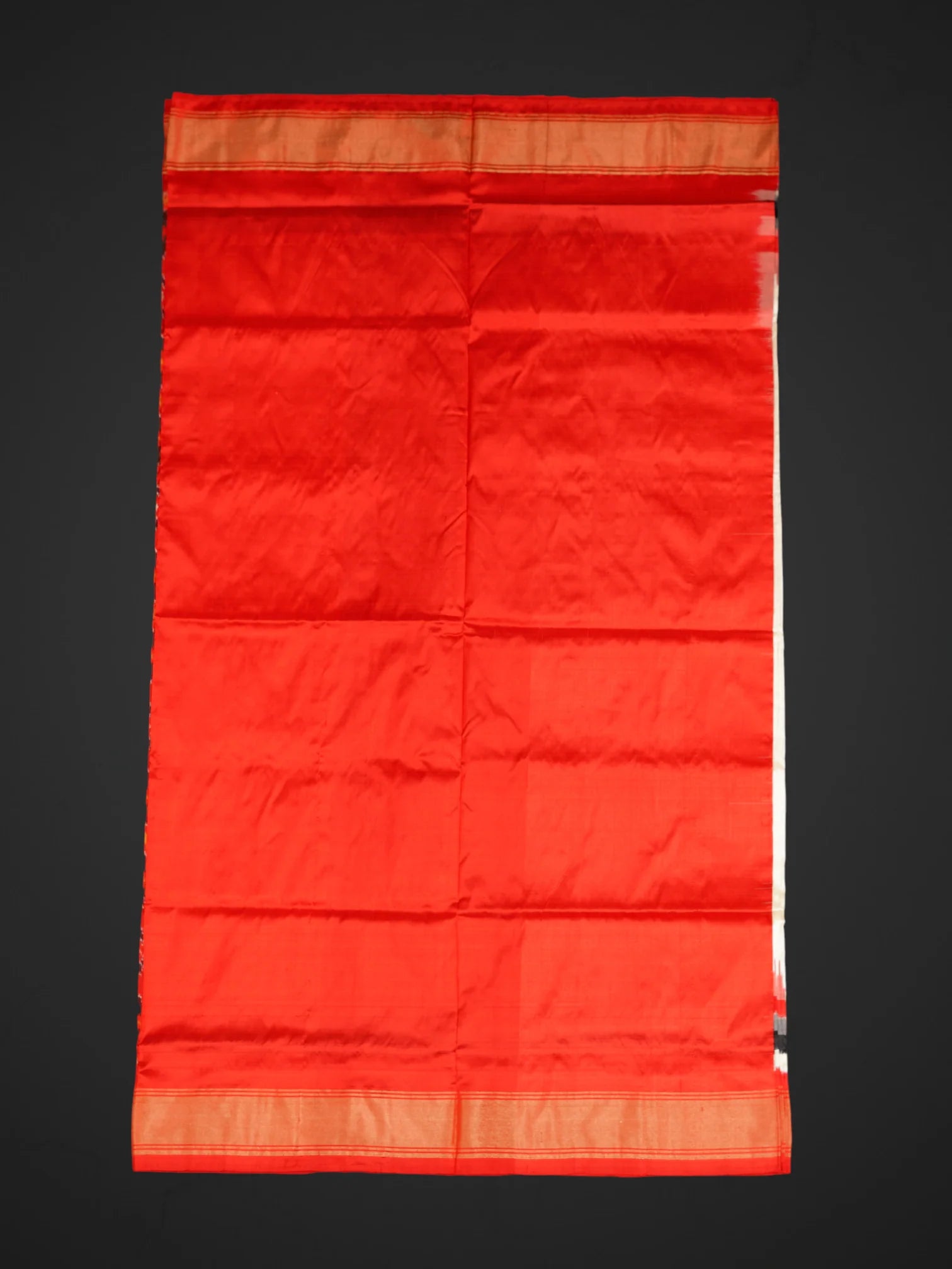 Ikkat Pochampally Silk Woven Saree