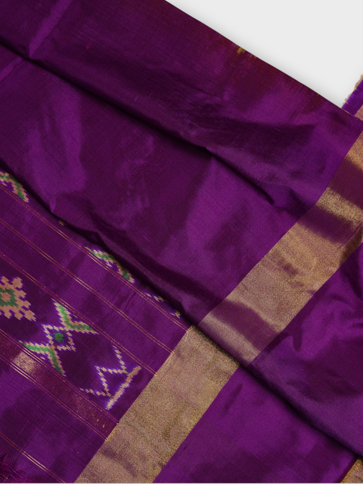 Peacock Motif Pochampalli Silk Zigzag Saree