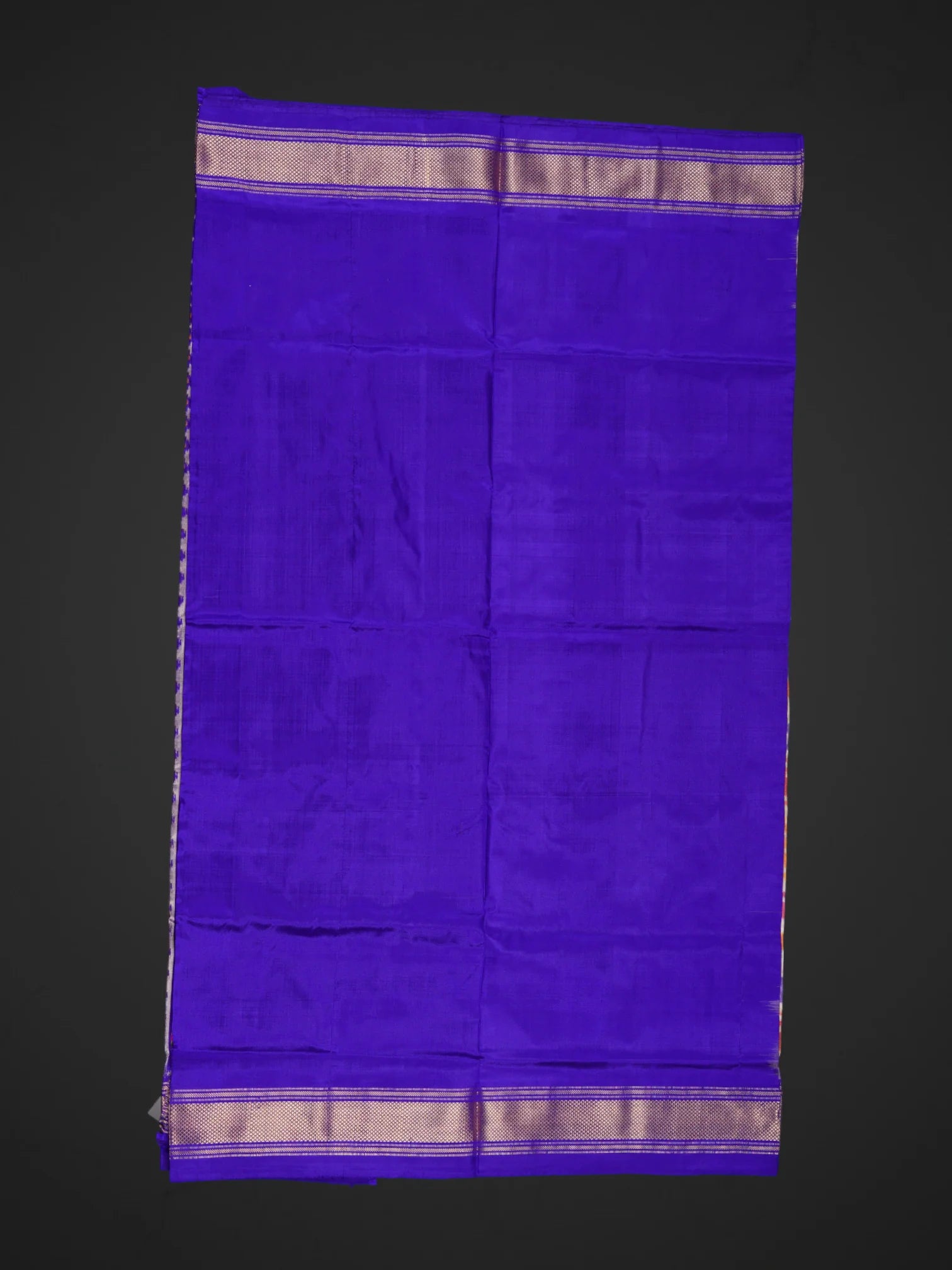 Cream Handloom Pochampally Silk Saree