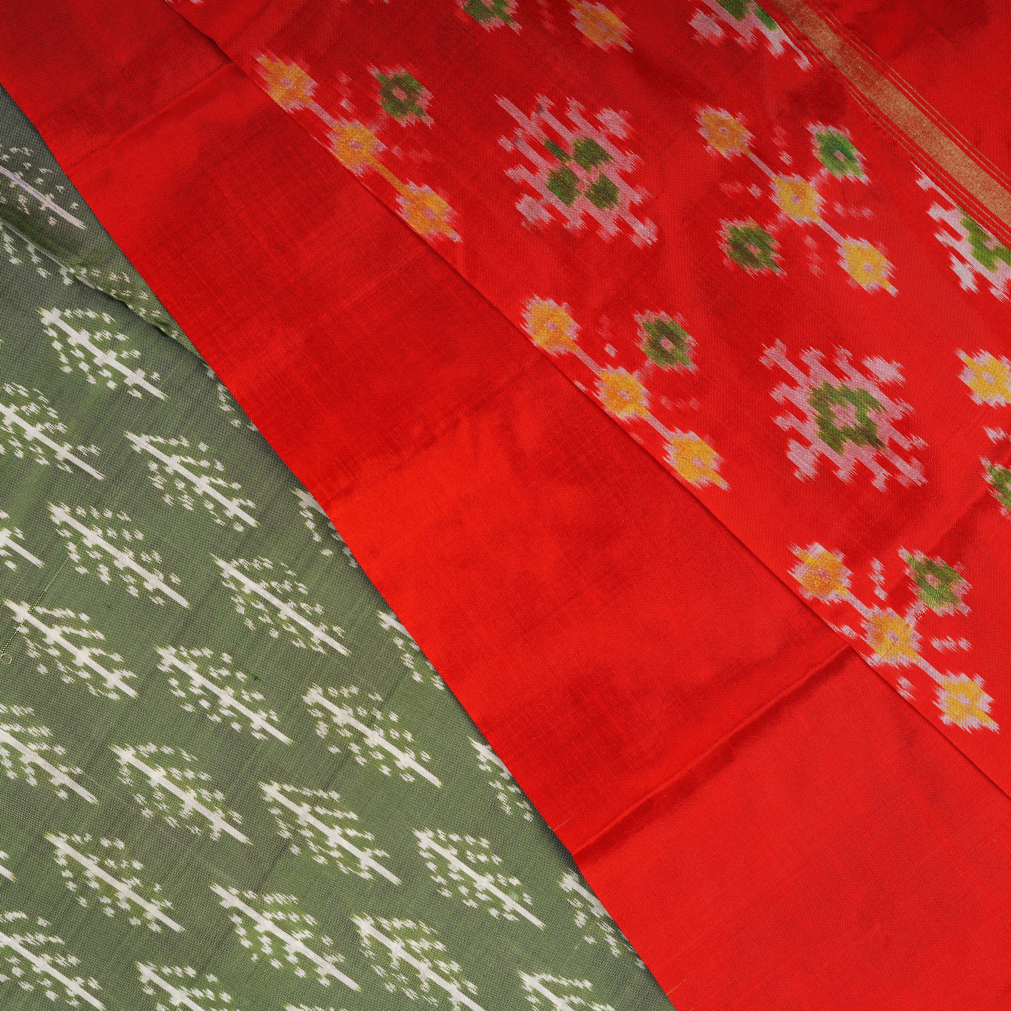 Green Handcrafted Pochampally Silk Saree