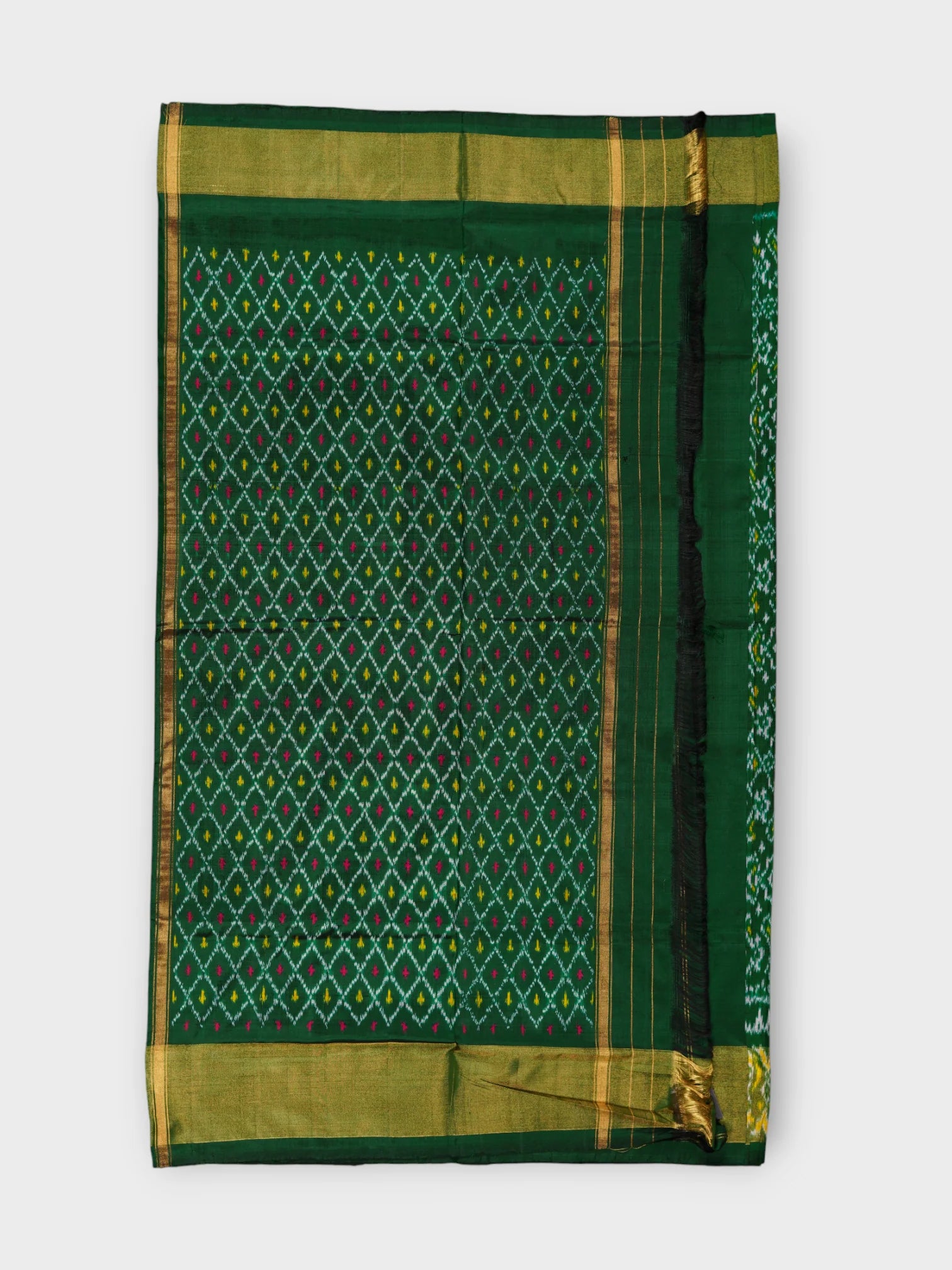 Vibrant Green Pochampally Silk Weave Saree