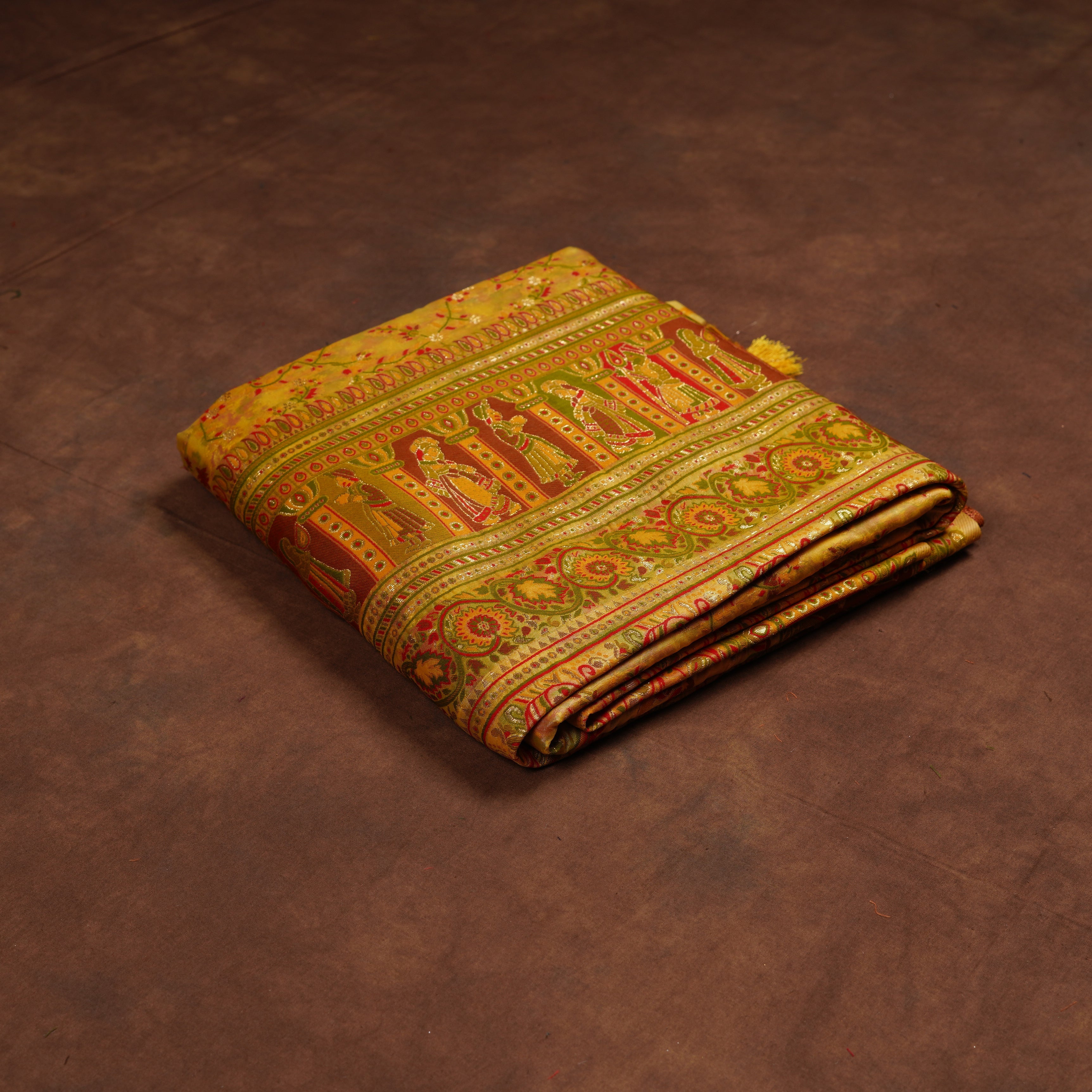 Dola Silk Saree With Pashmina Artistry
