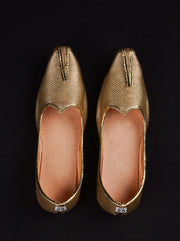 Gold Textured Heritage Pointed Mojari Shoes