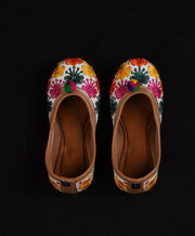 White Artisan Crafted Handcrafted Jutti