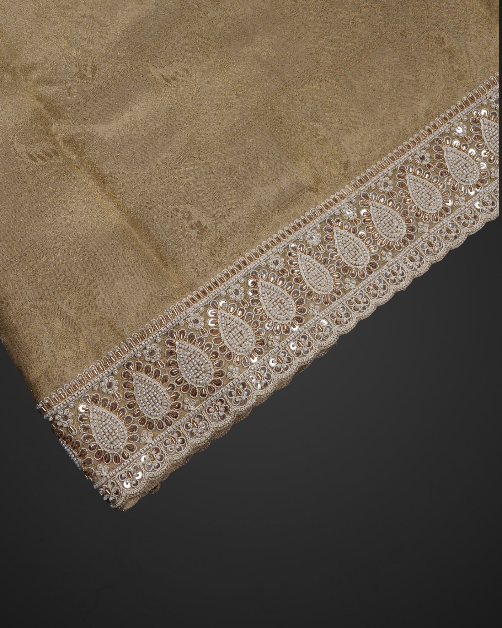 Graceful Fusion Organza Floral Saree Delight