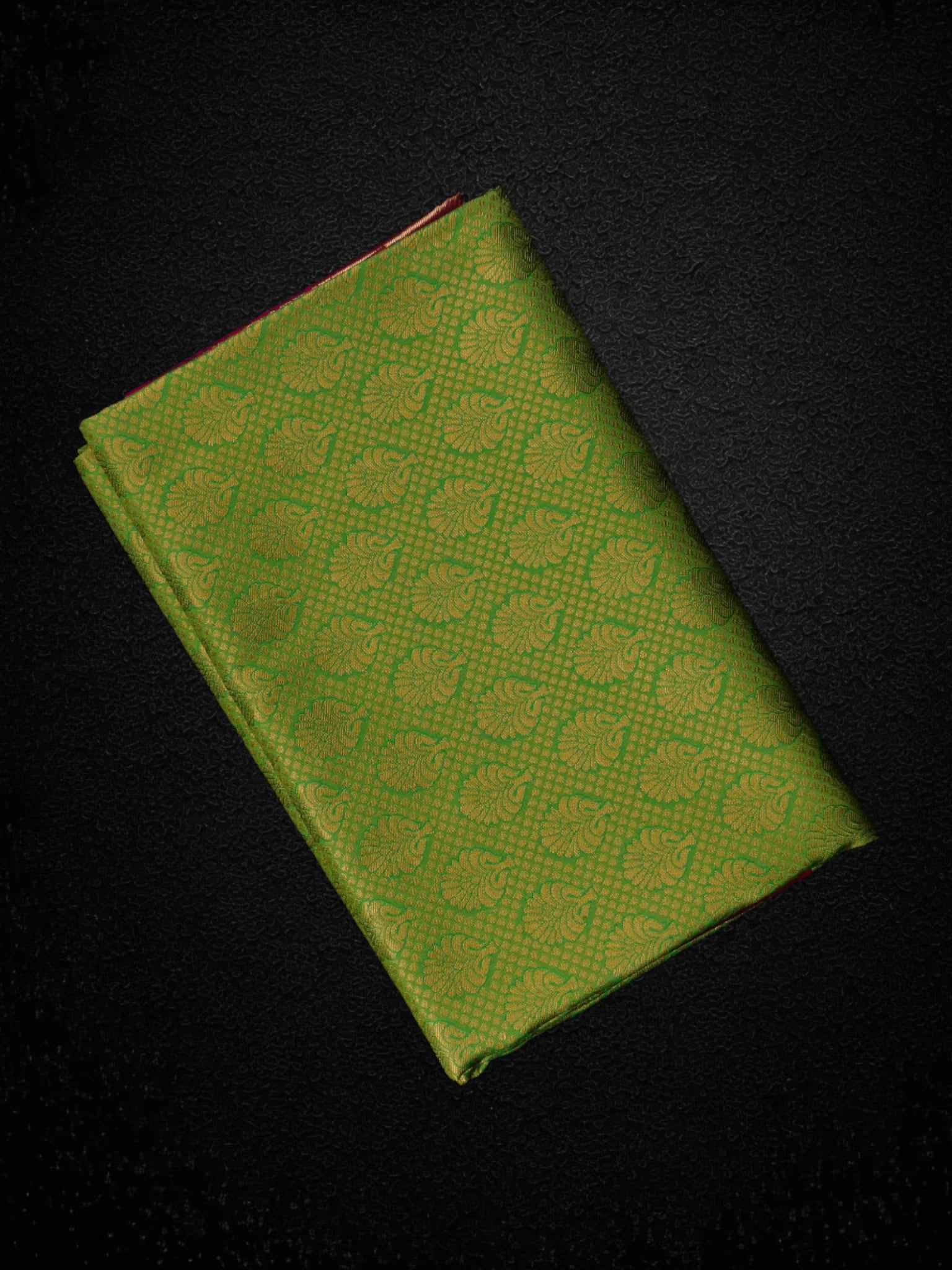 Green Handloom Dharmavaram Silk Saree With Zari