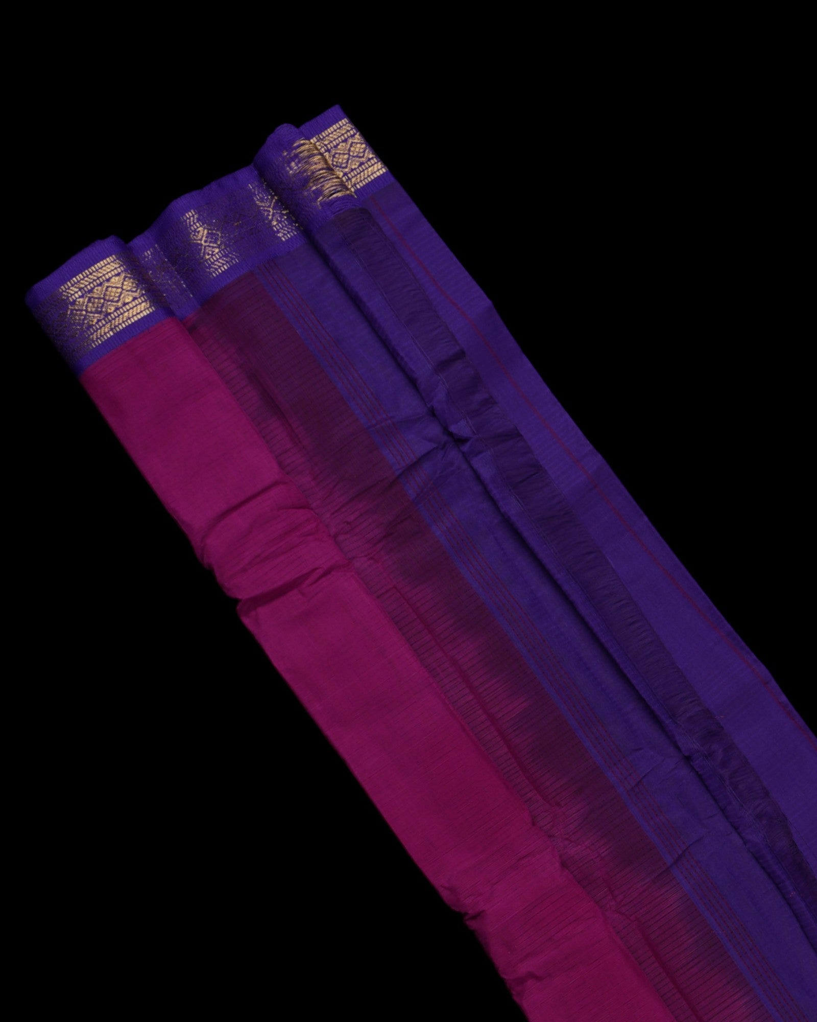 Magenta Cotton Handwoven Gadwal Saree