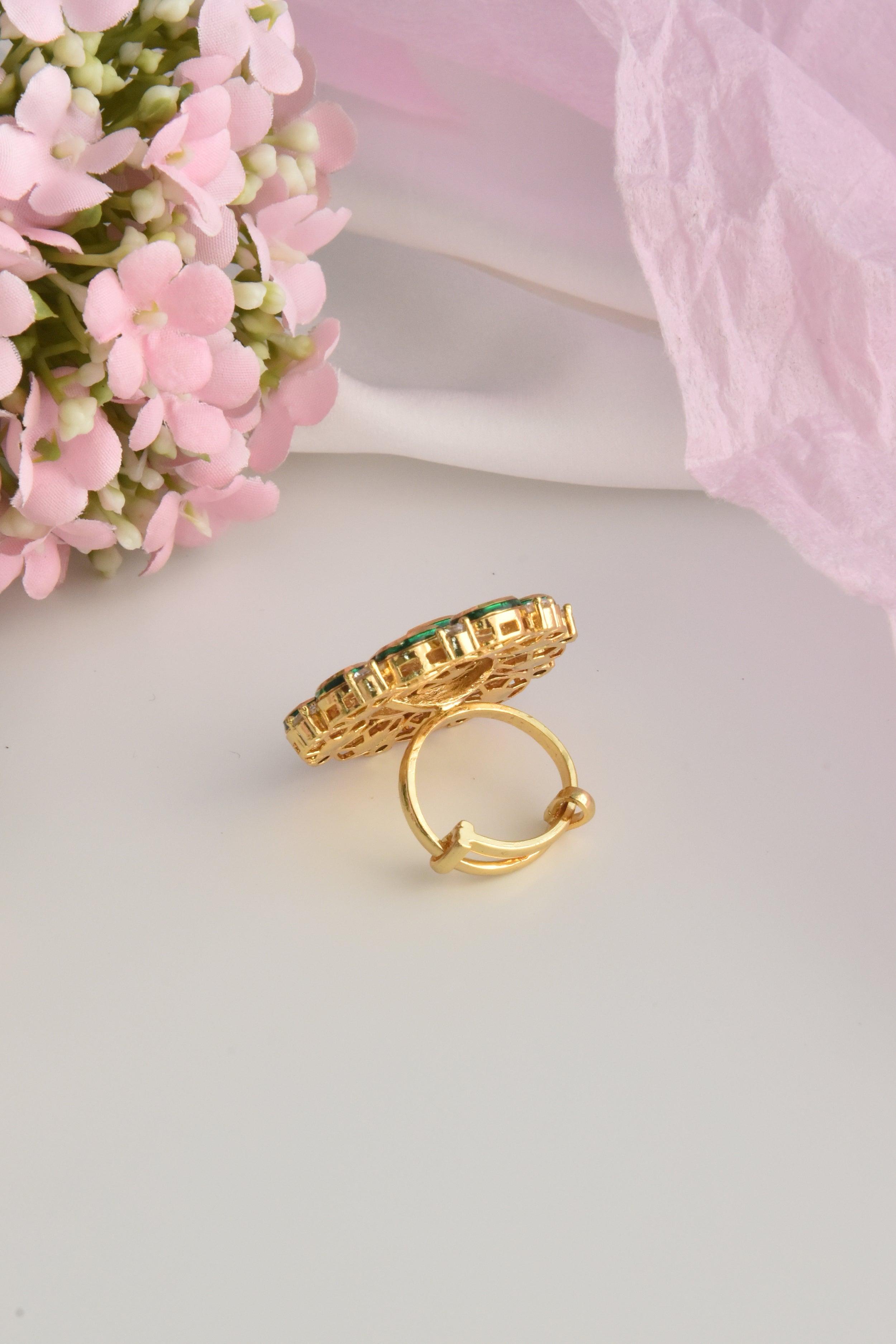 Golden Elegance Kundan Ring - Dyulokha