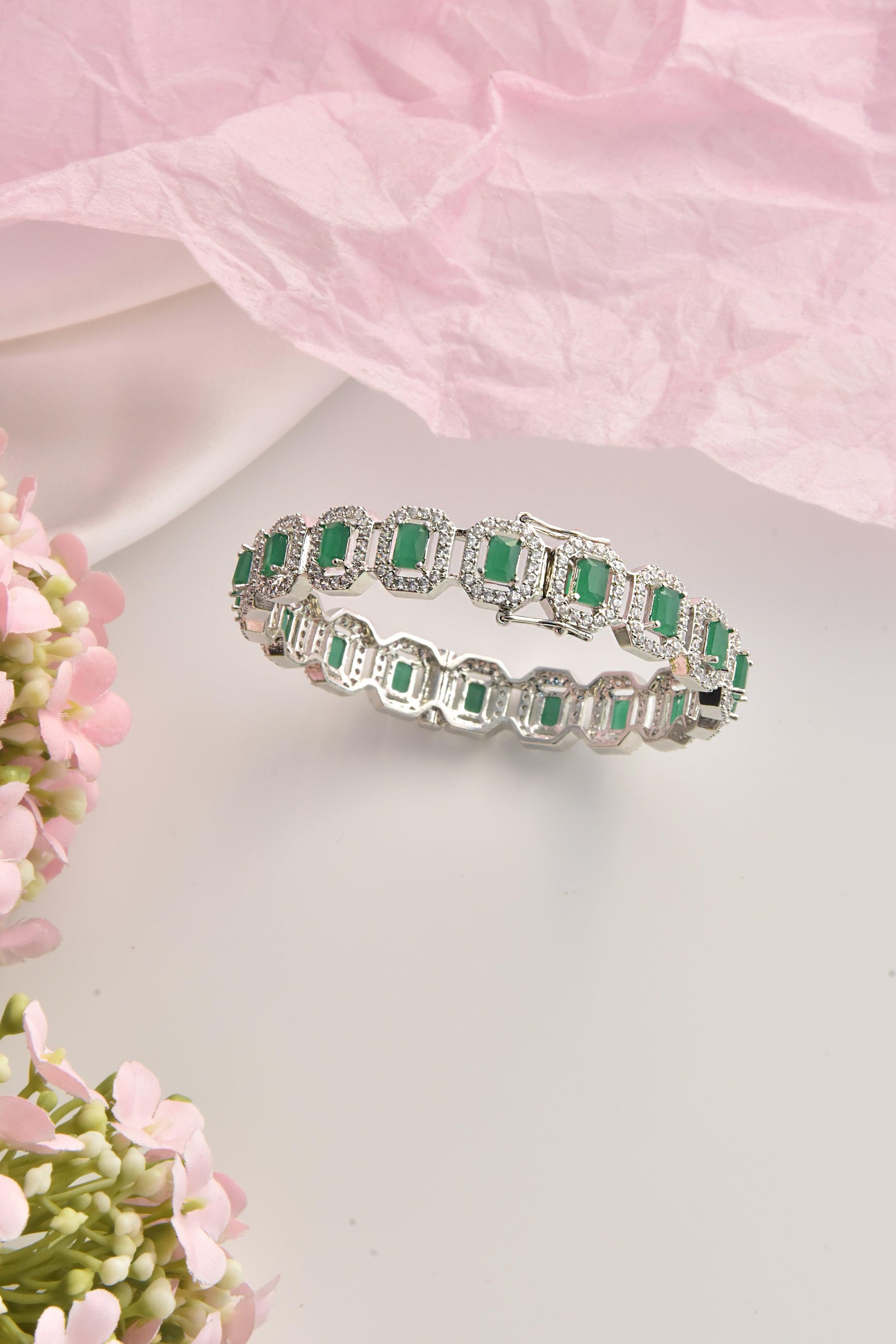 Emerald Sparkle Zirconia Kada - Dyulokha