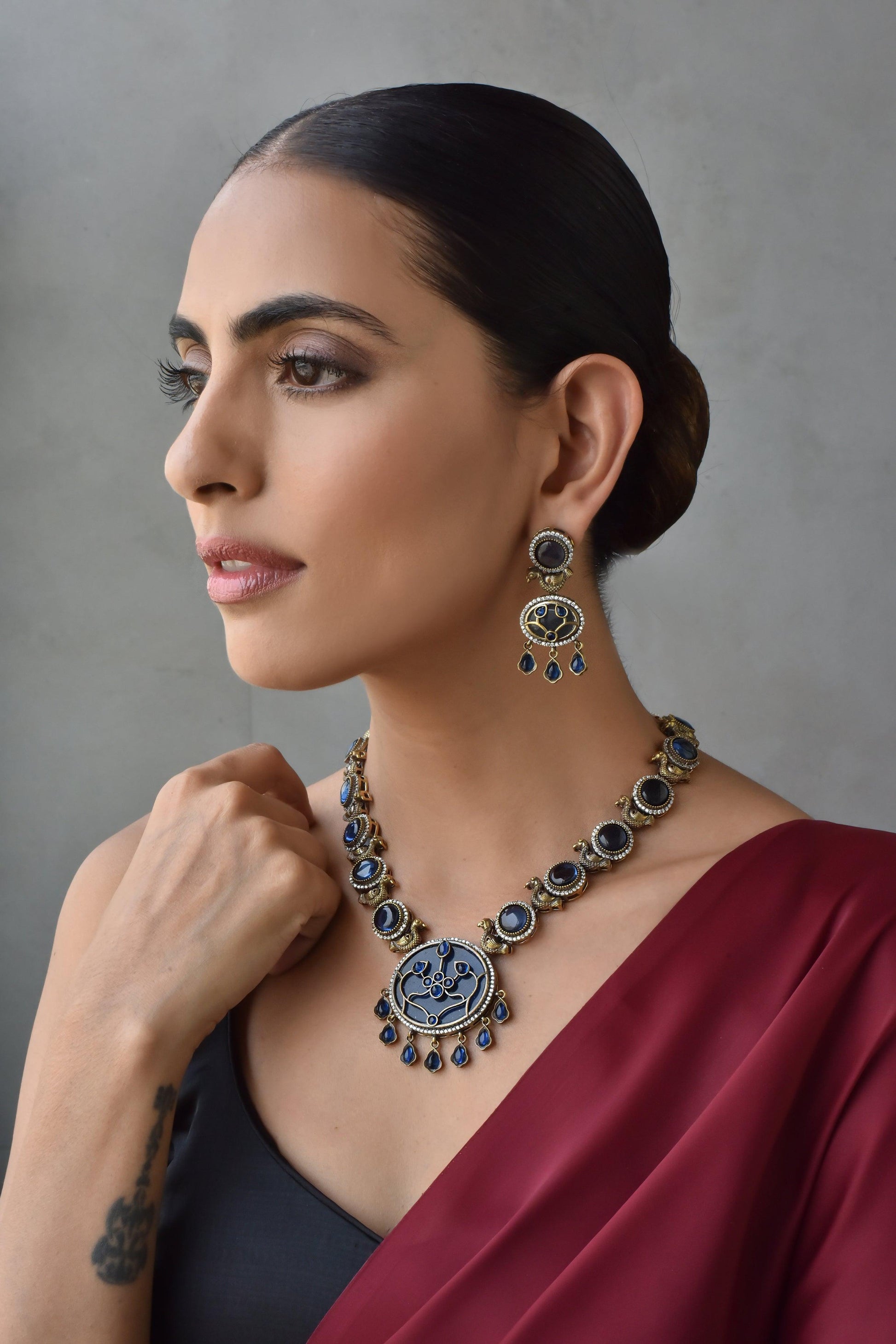 Glacial Zirconia Sapphire Necklace set - Dyulokha
