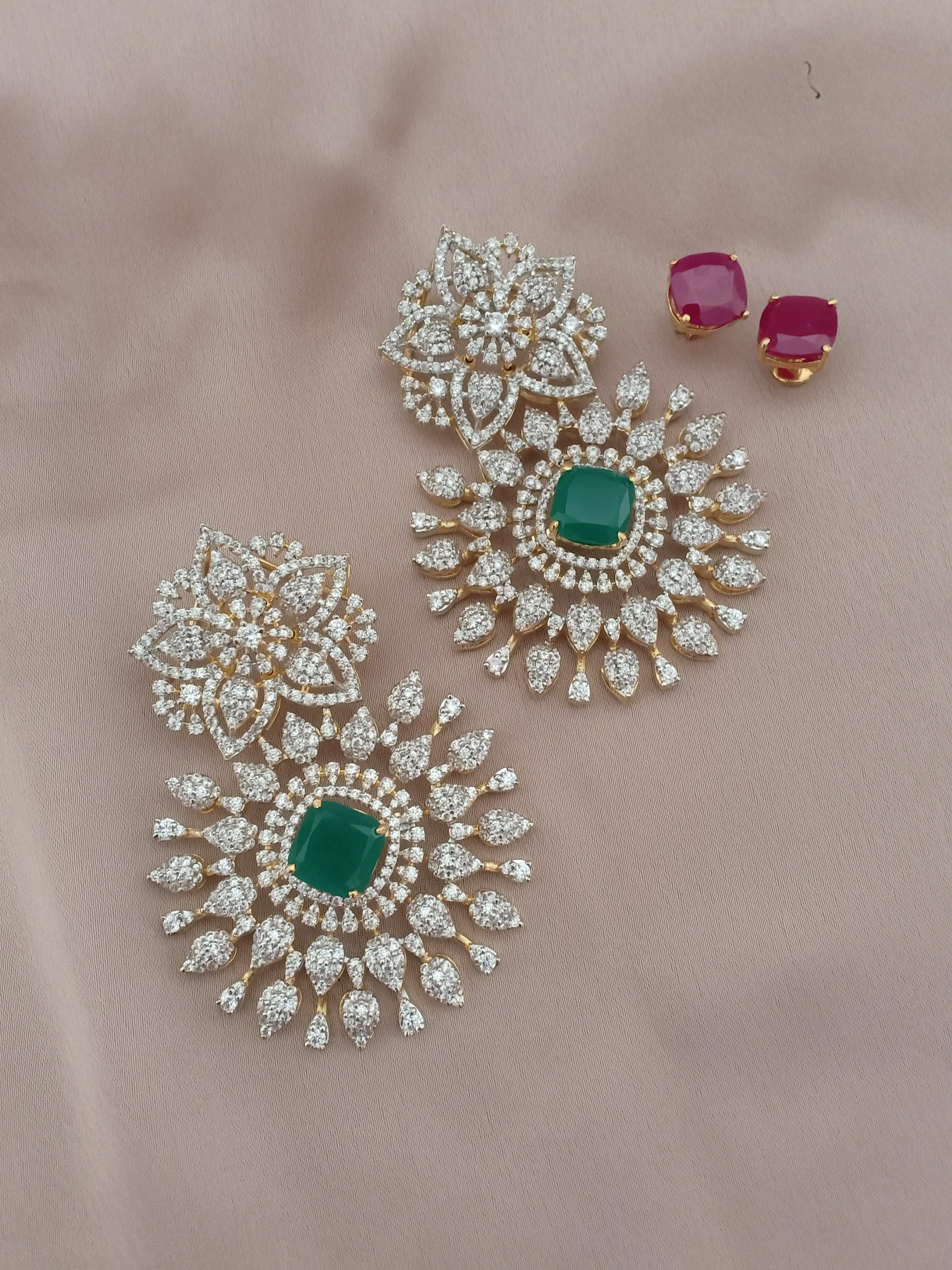 Floral Radiance Diamond Earrings - Dyulokha