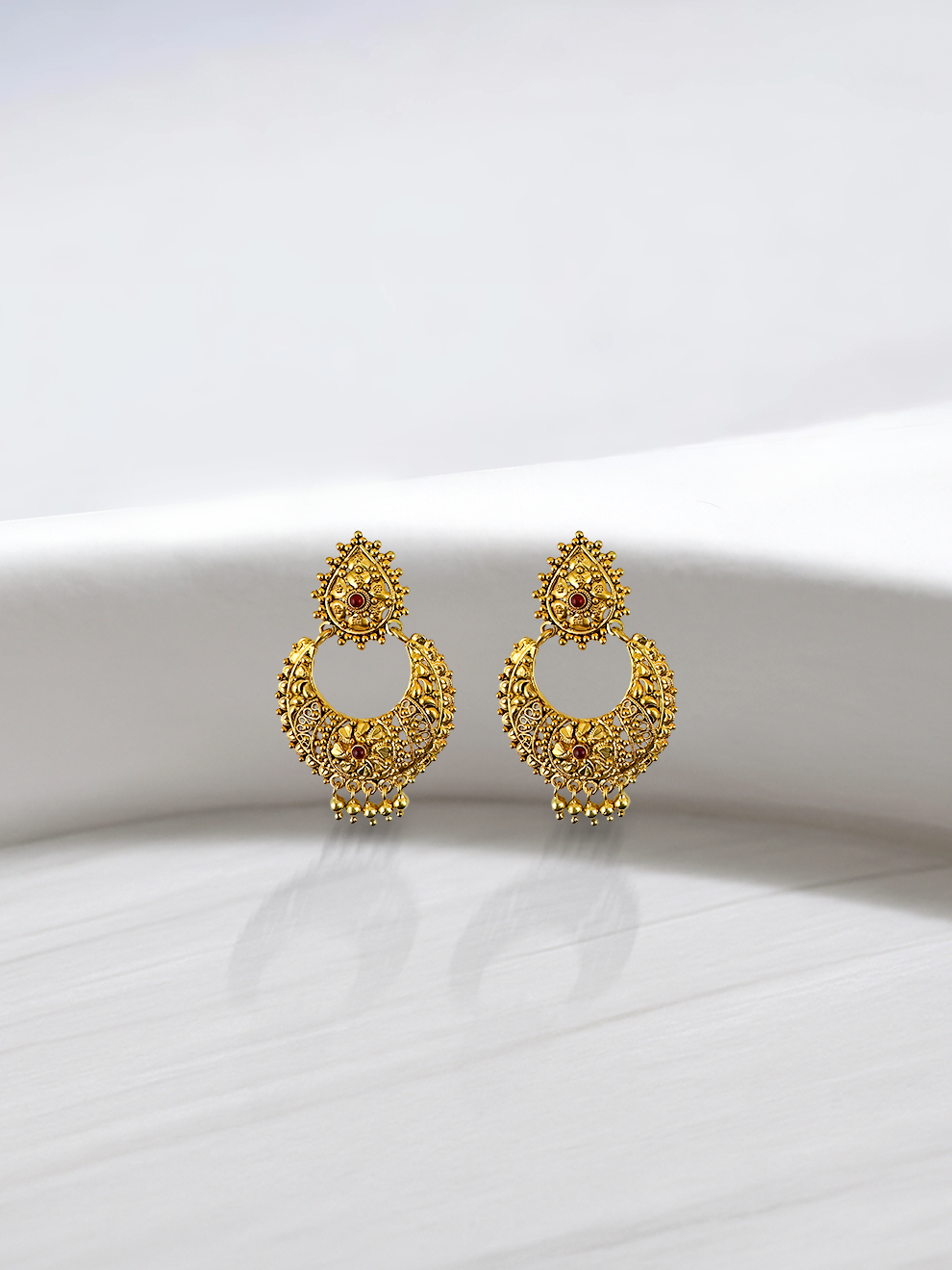 Heirloom Glow Earrings