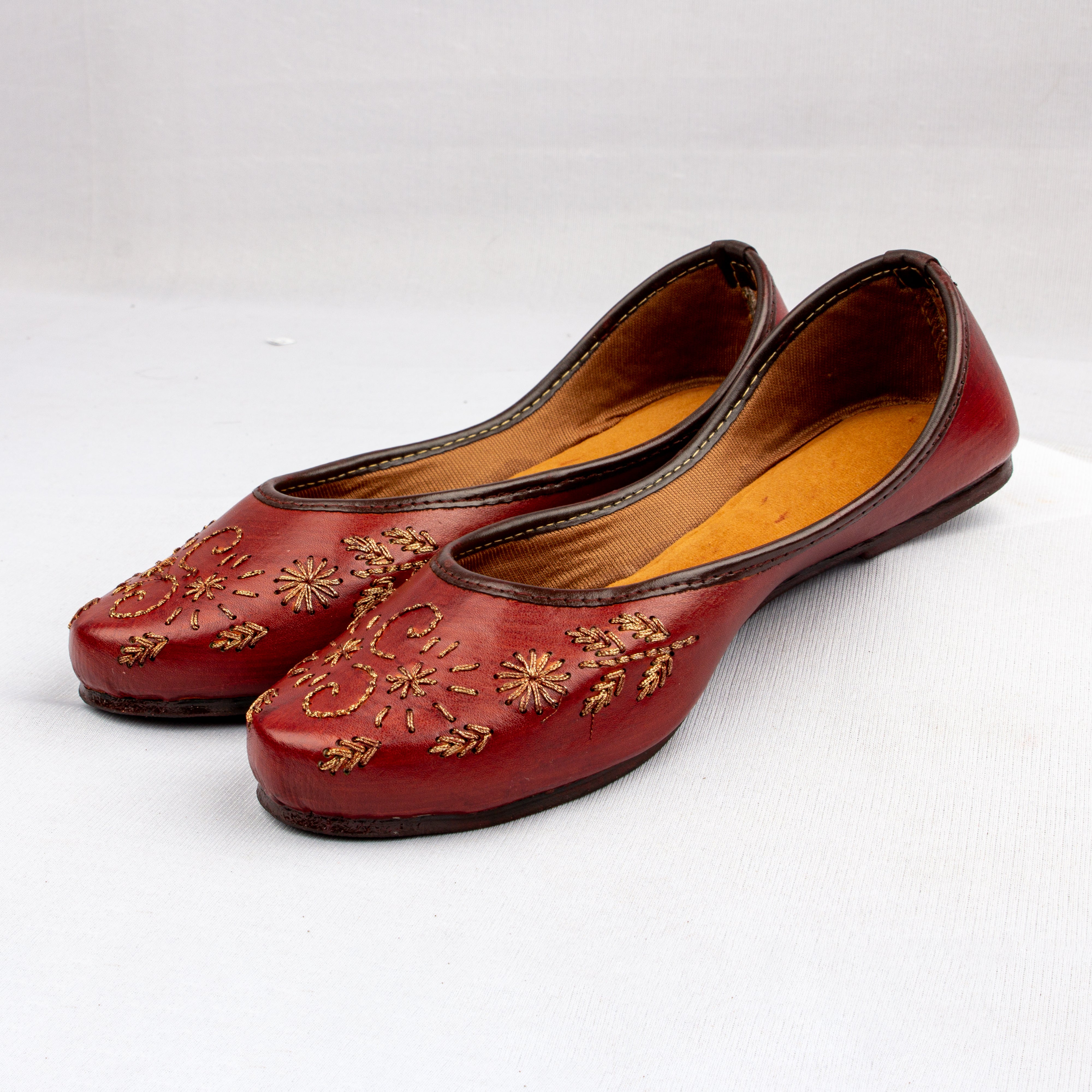 Two Tone Brown Traditional Jutti