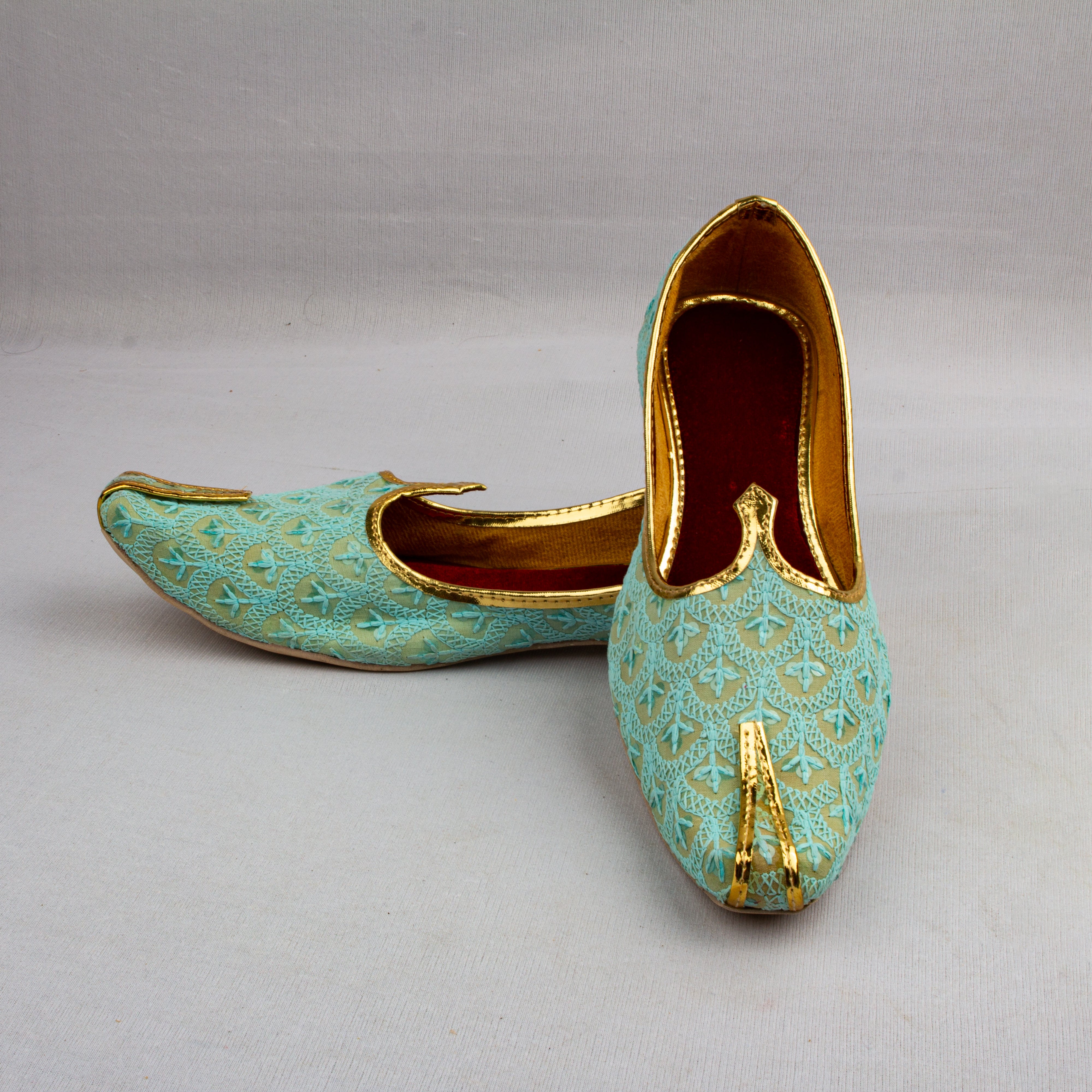 Firozi Handcrafted Pointed Mojari