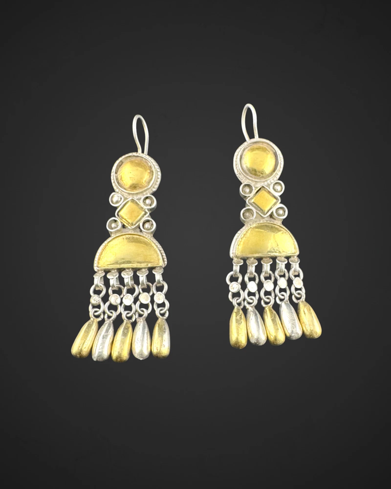 Dangles Of Dore