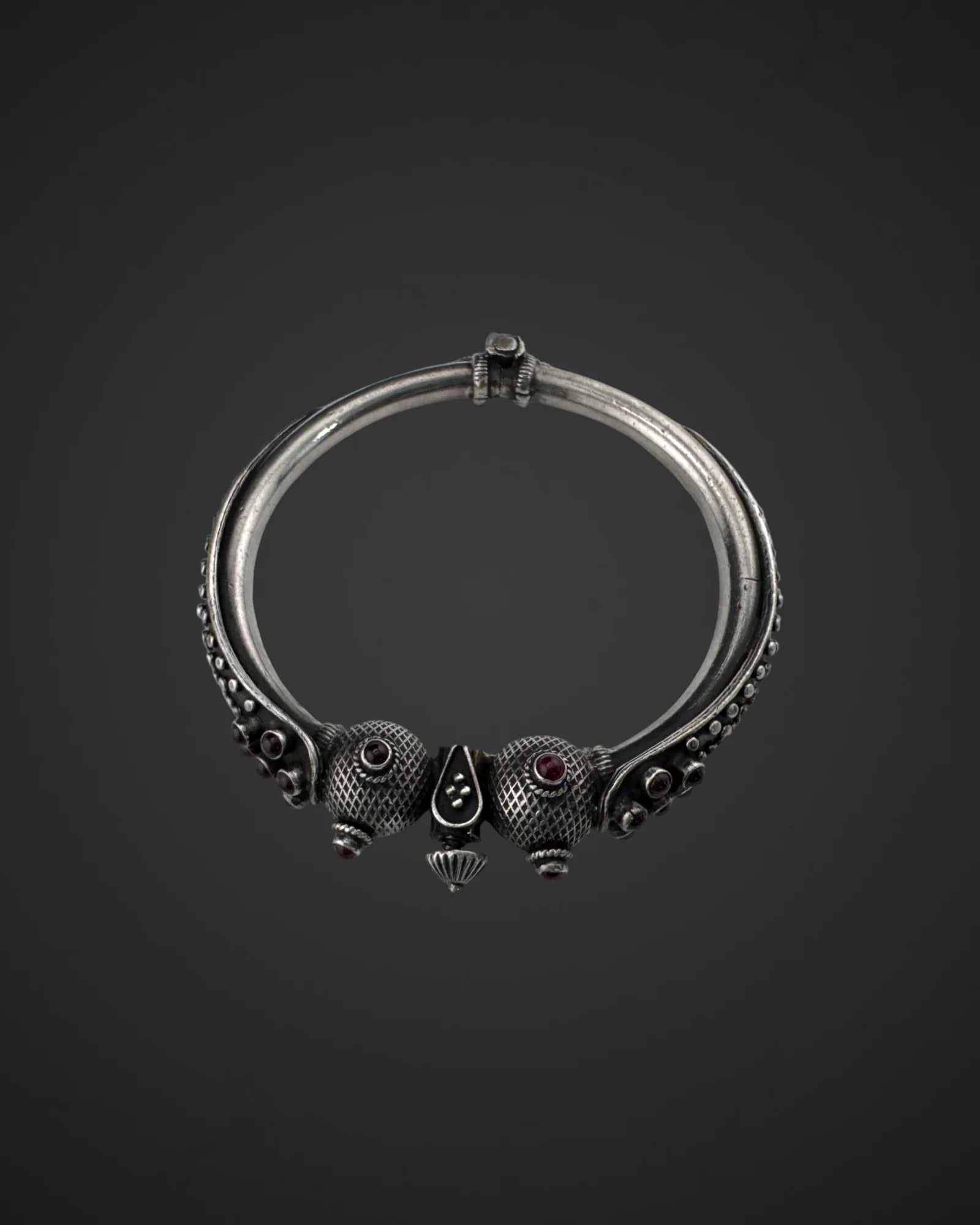 Artistry Curve Bangle