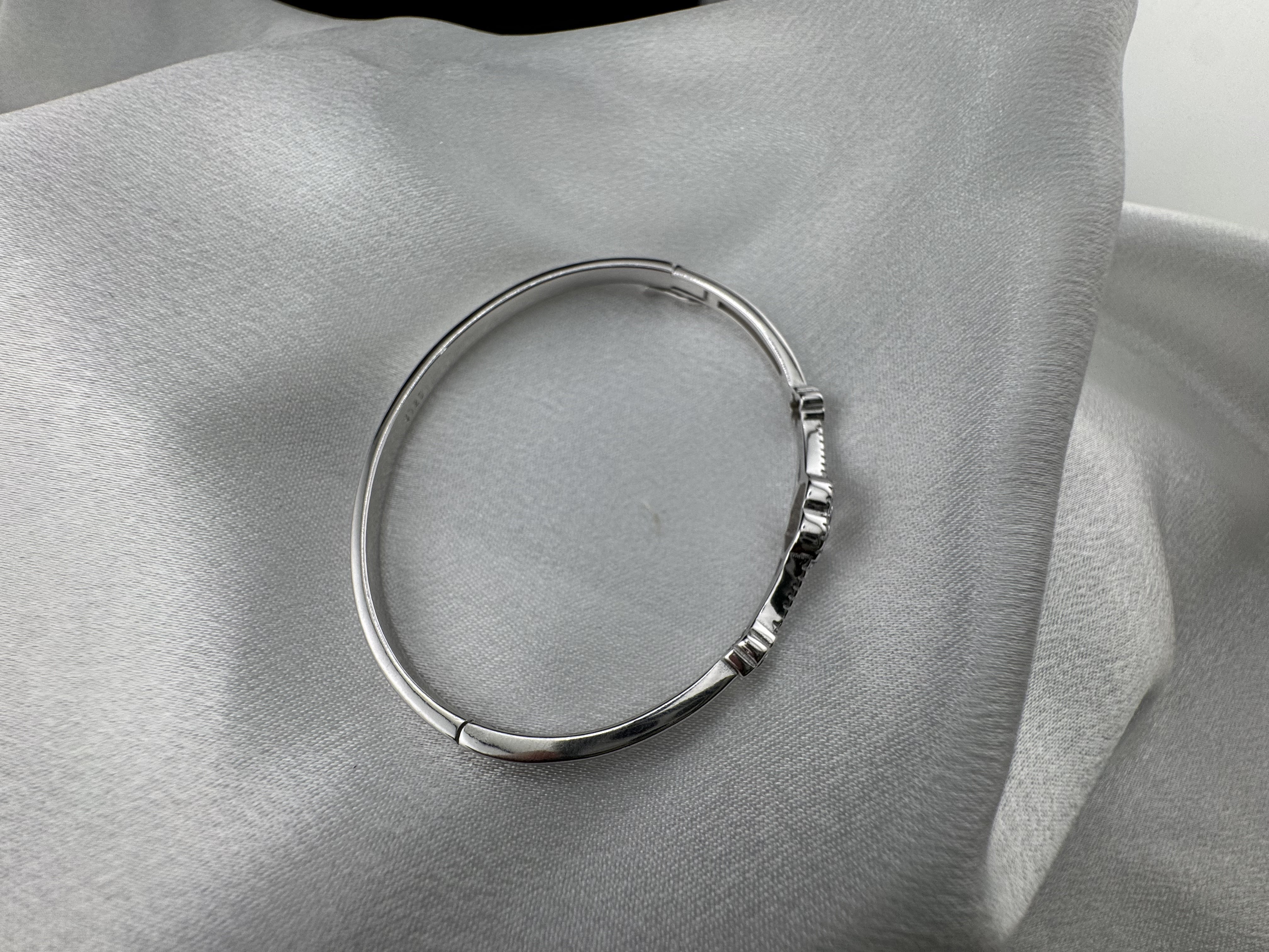 Quiet Glamour Bracelet