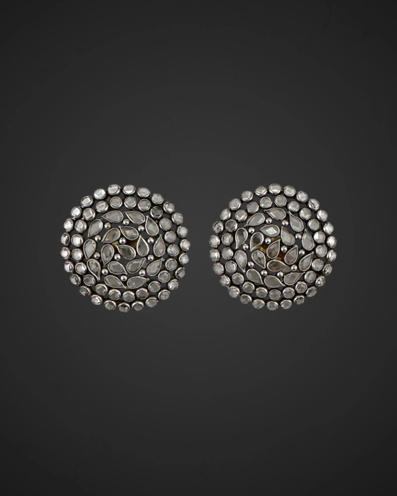 Sculpted Light Studs