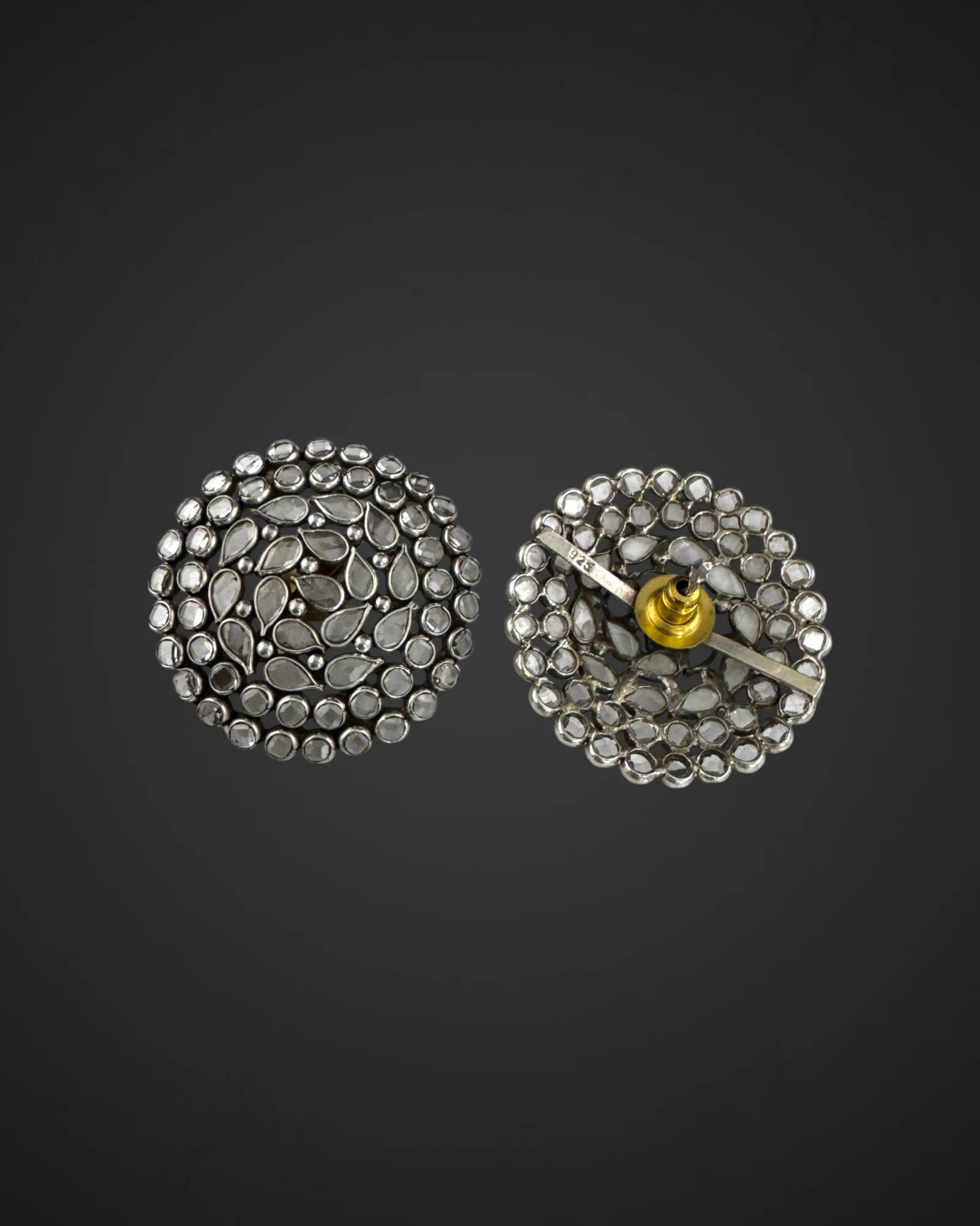 Sculpted Light Studs