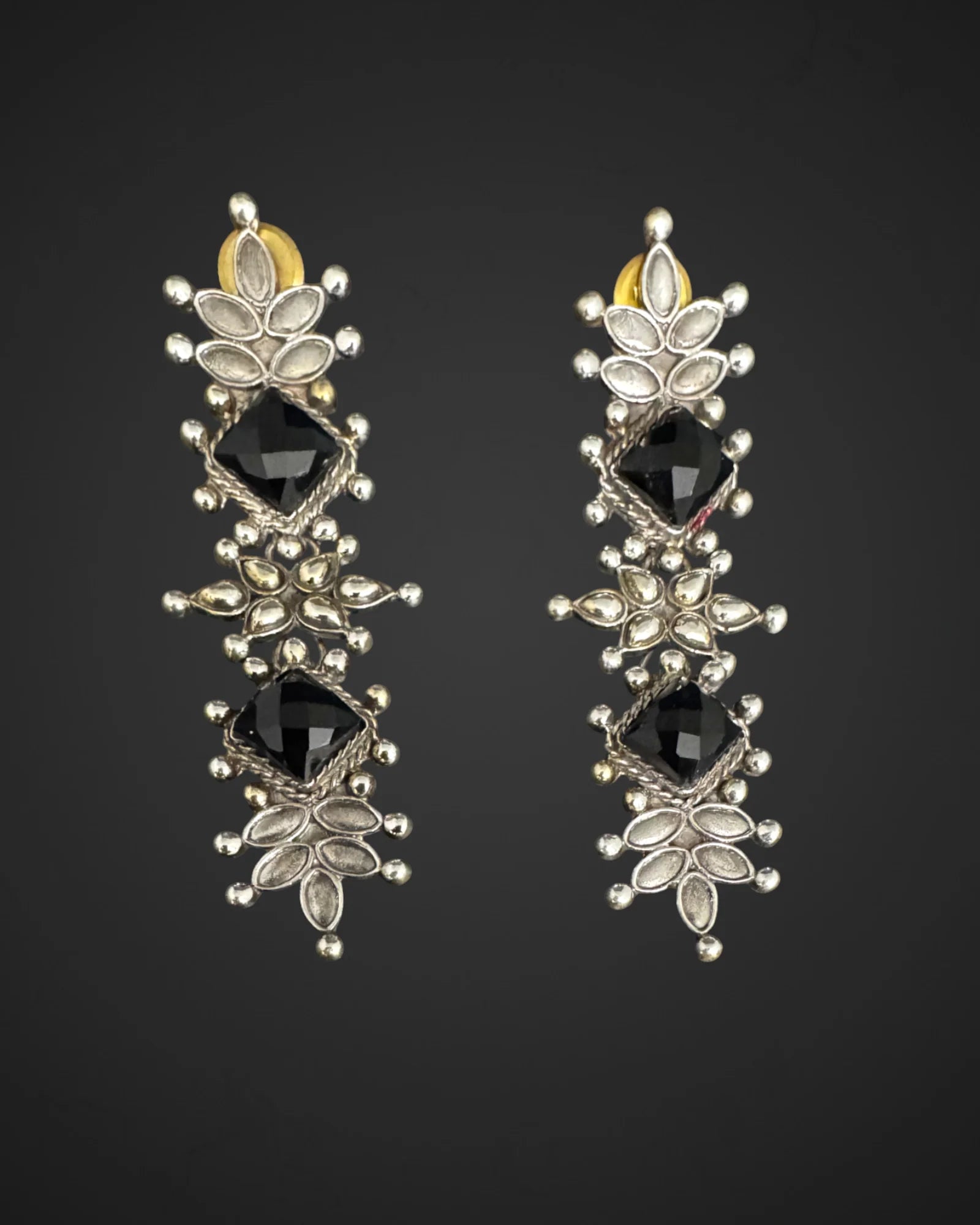 Sliver Onyx Danglers