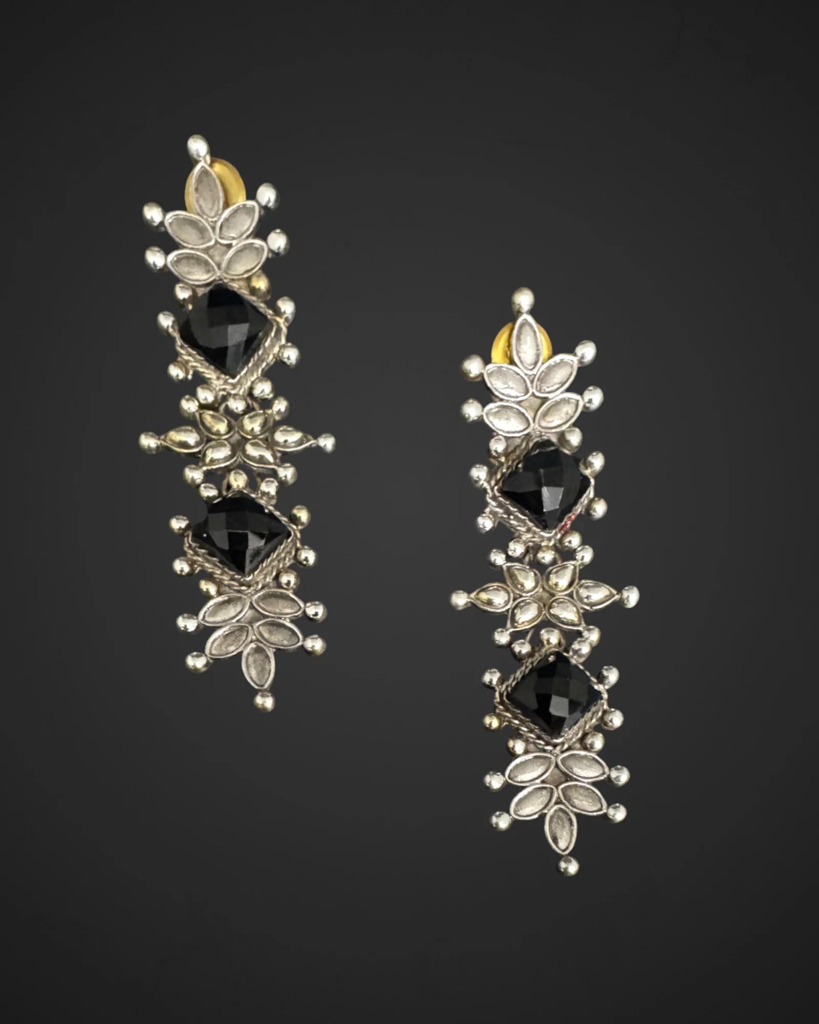 Sliver Onyx Danglers