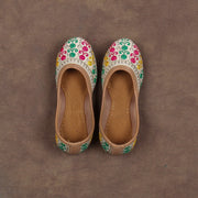 Handcrafted Beige Closed Toe Ethnic Jutti