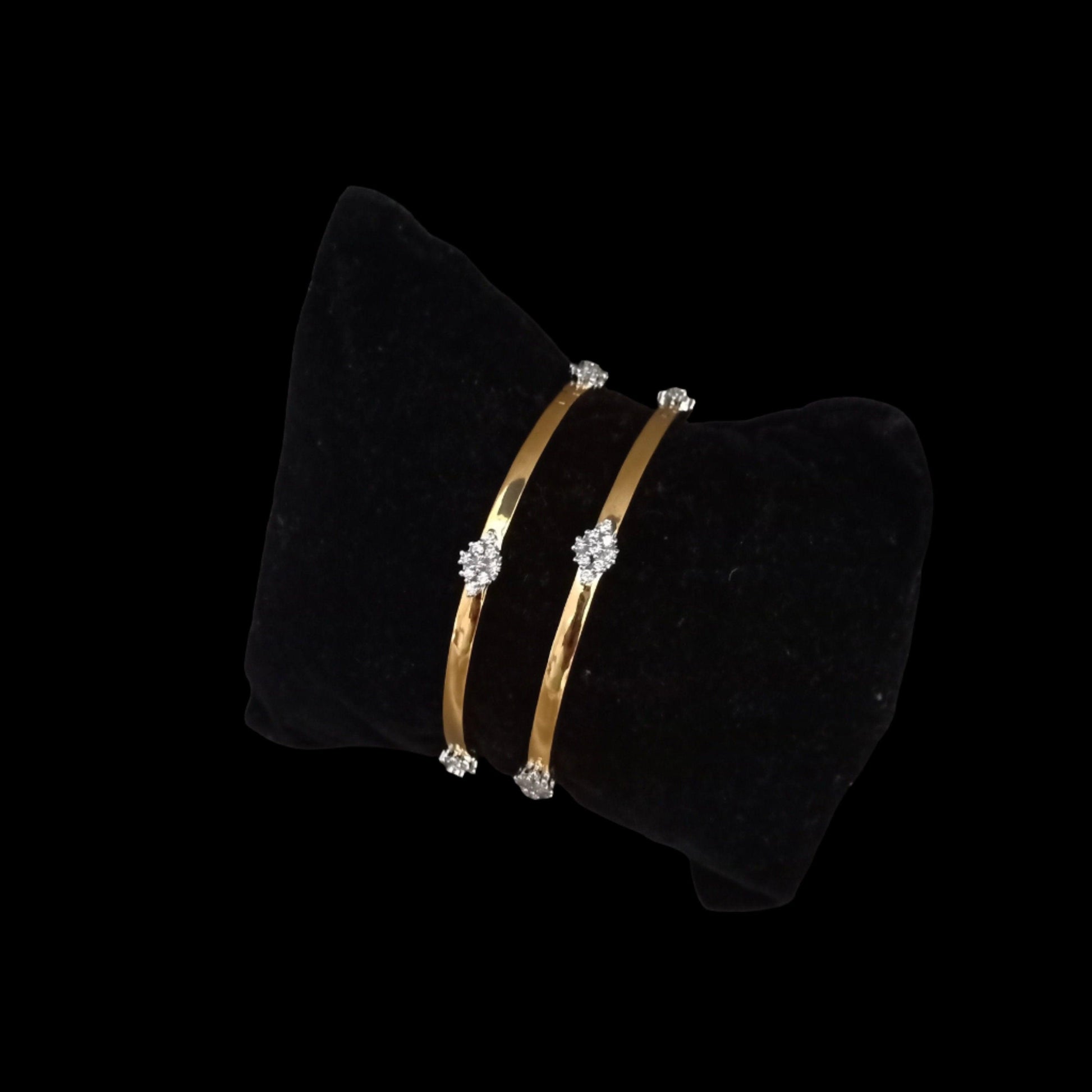 Dazzling Golden Bangle - Dyulokha