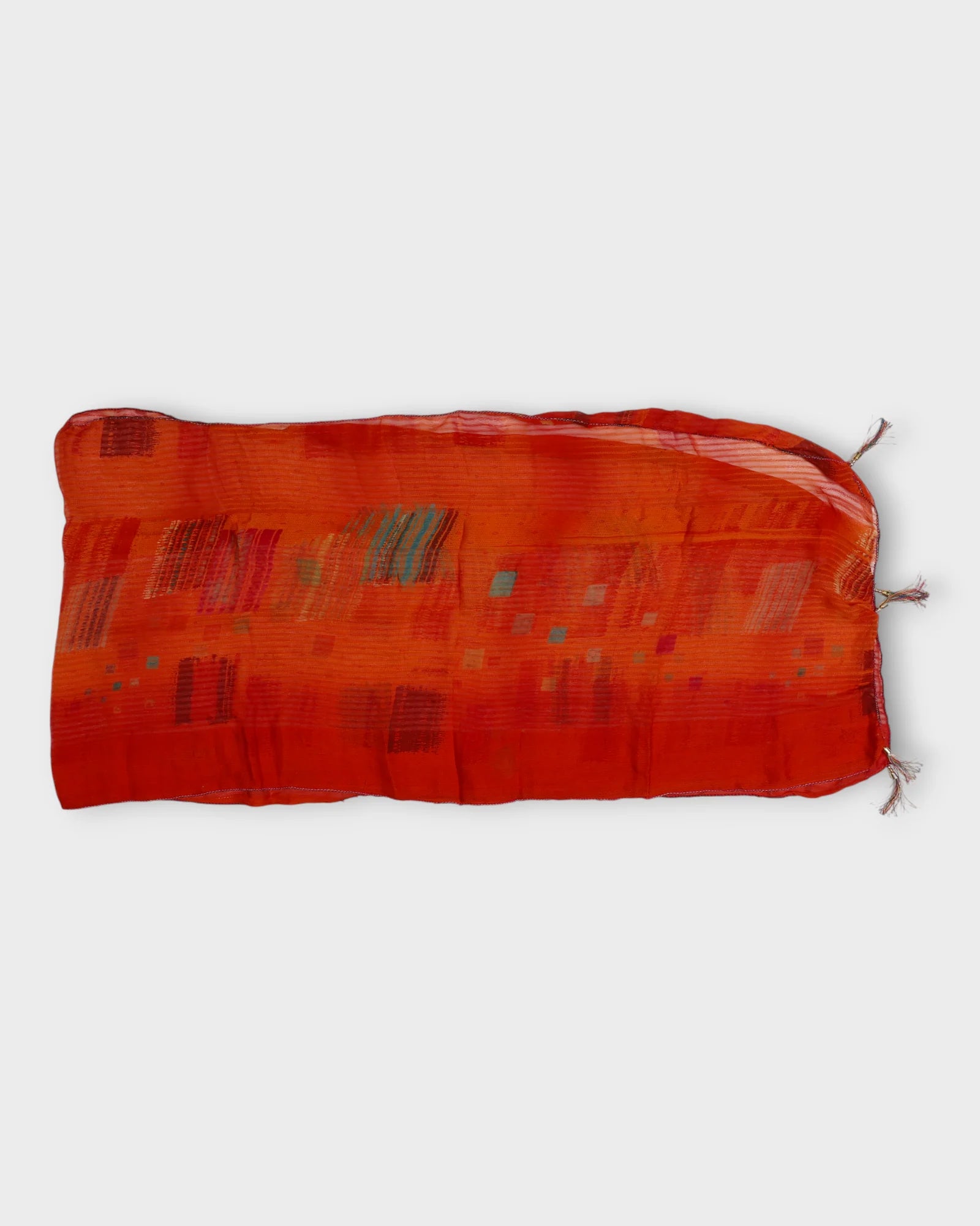 Stylish Scarf with Patterned Stripes
