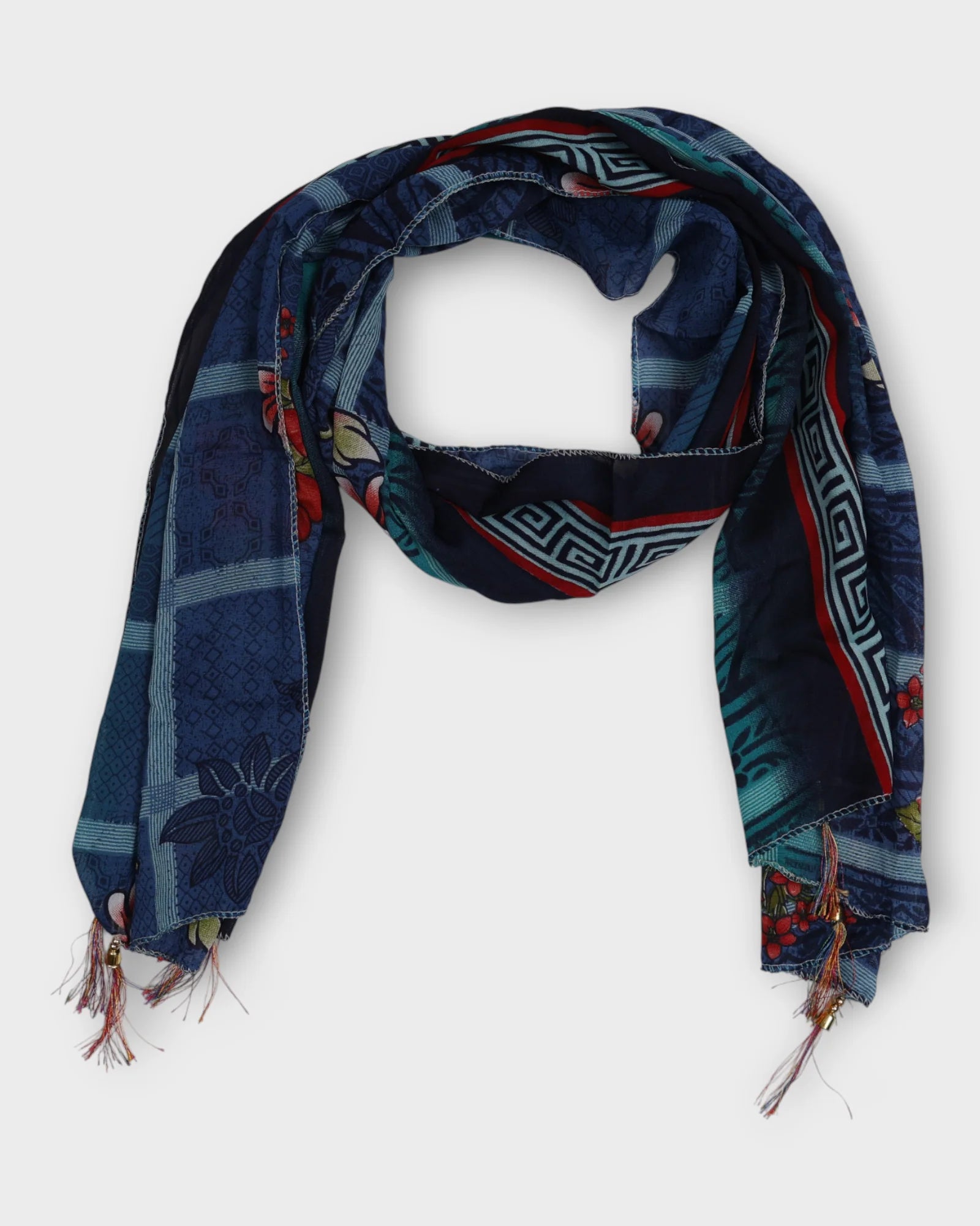 Fashionable Loop Vibrant Scarf