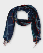 Fashionable Loop Vibrant Scarf