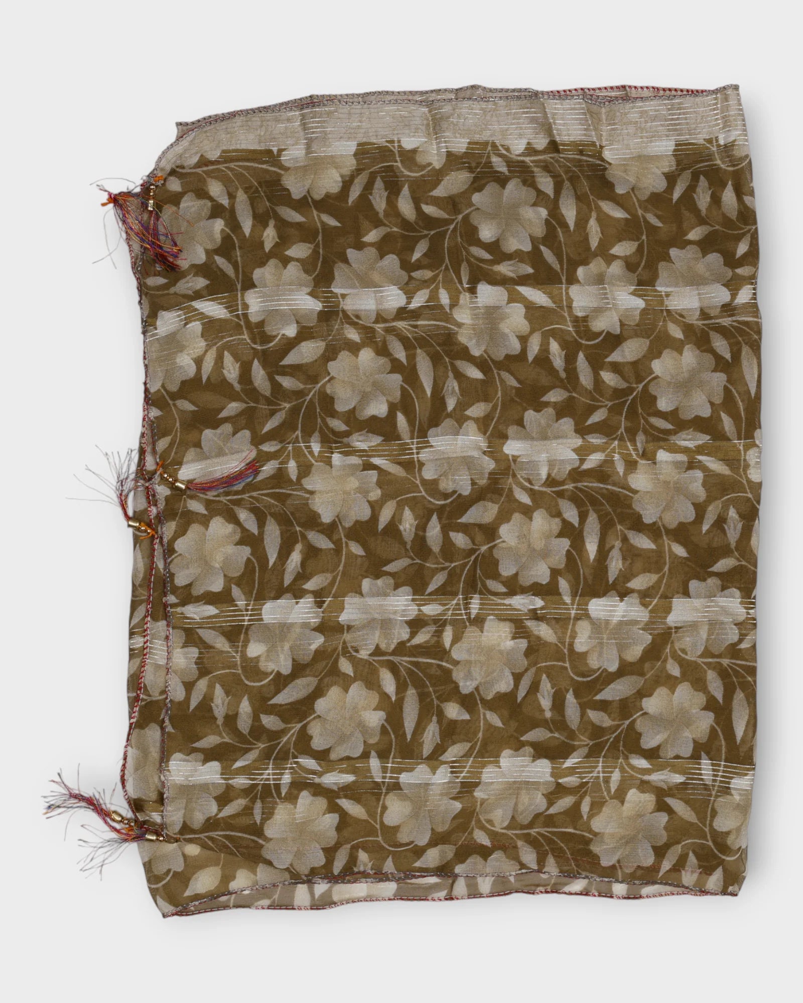 Elegant Floral Scarf for All Seasons