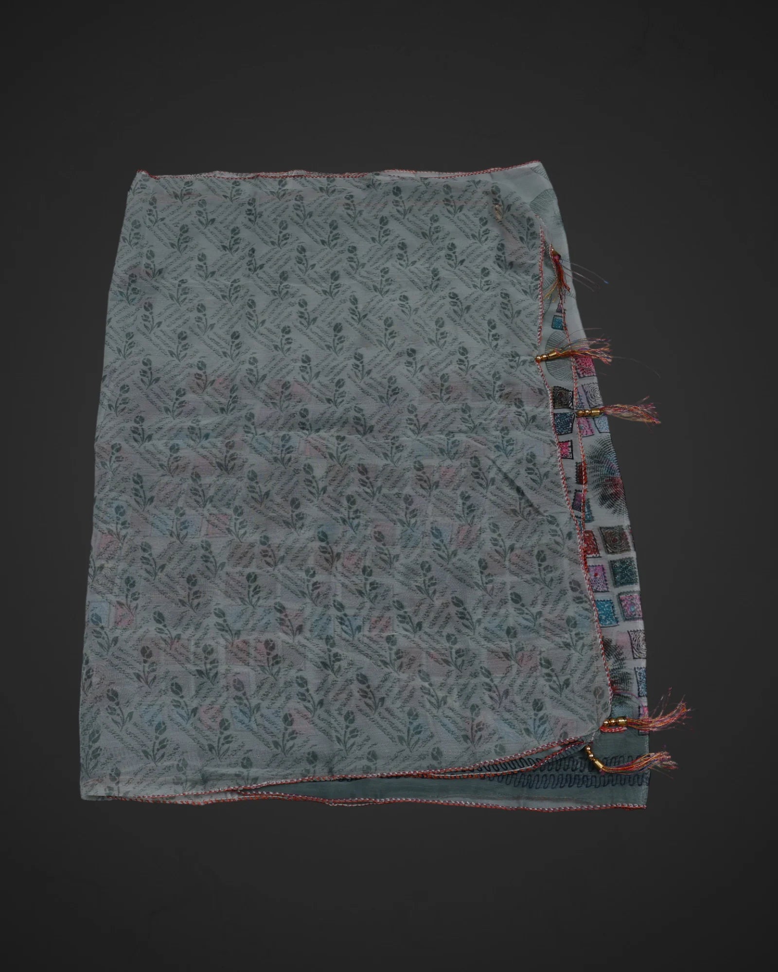 Stylish Geometric Print Scarf