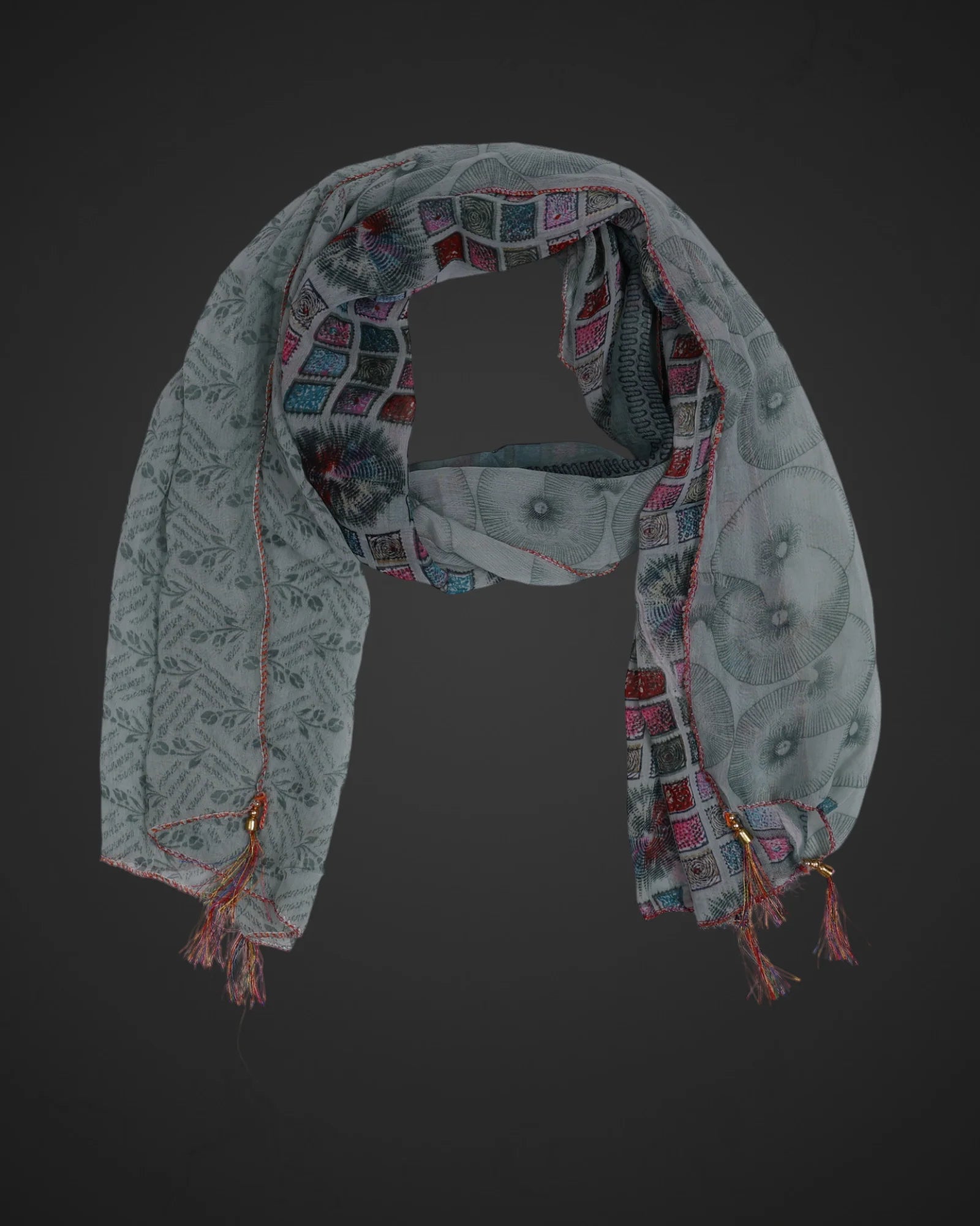 Stylish Geometric Print Scarf