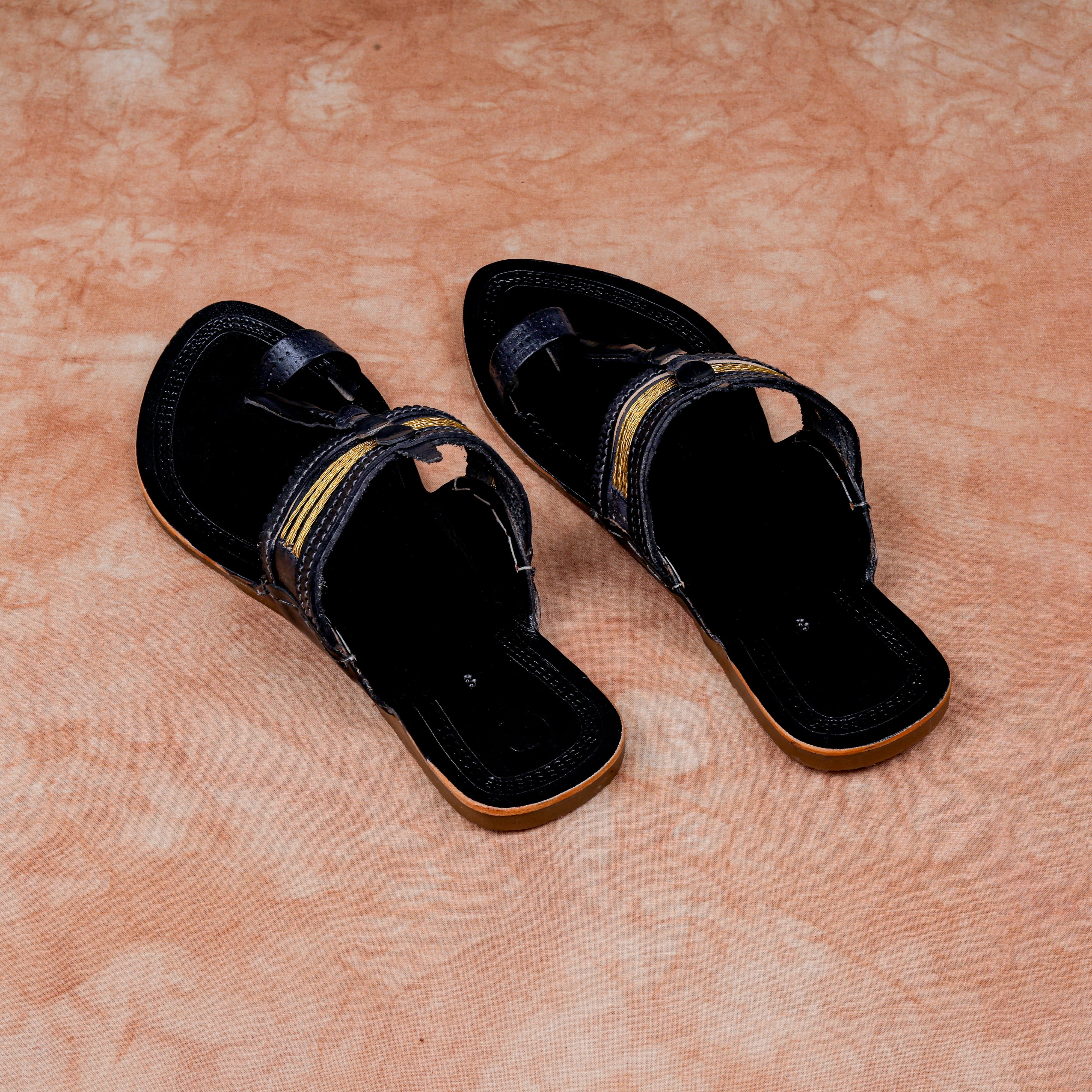 Black Handcrafted Leather Kolhapuri Sandals
