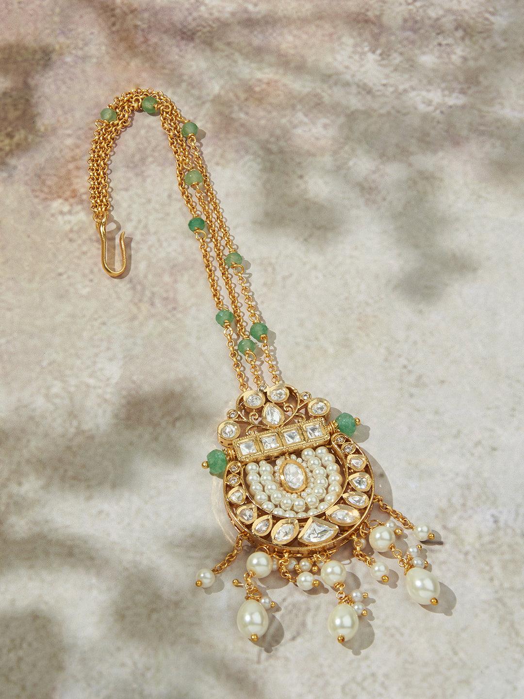 Chic Green Harmony Maang Tikka - Dyulokha
