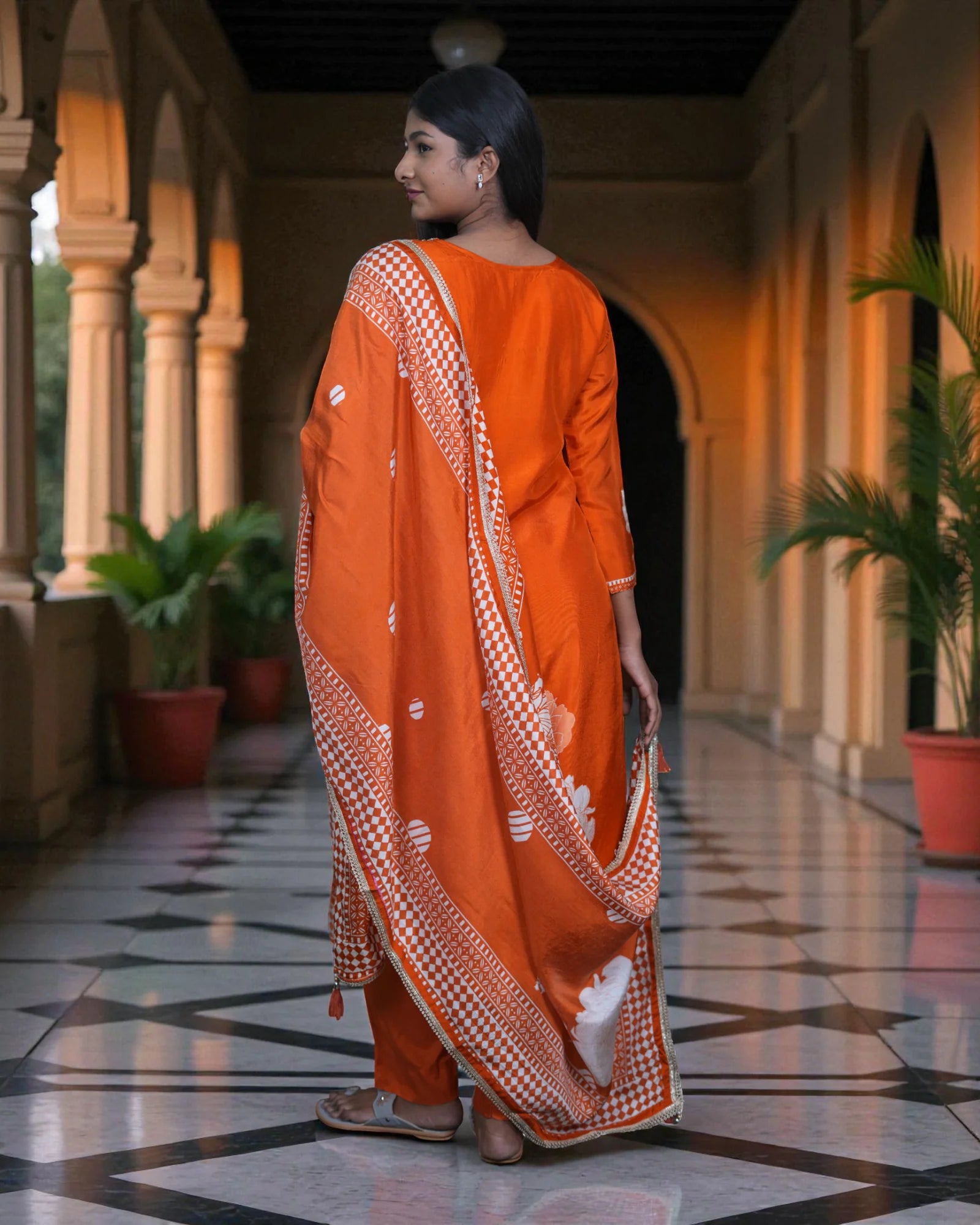Floral Zardozi Embroidered Cotton Kurta Set