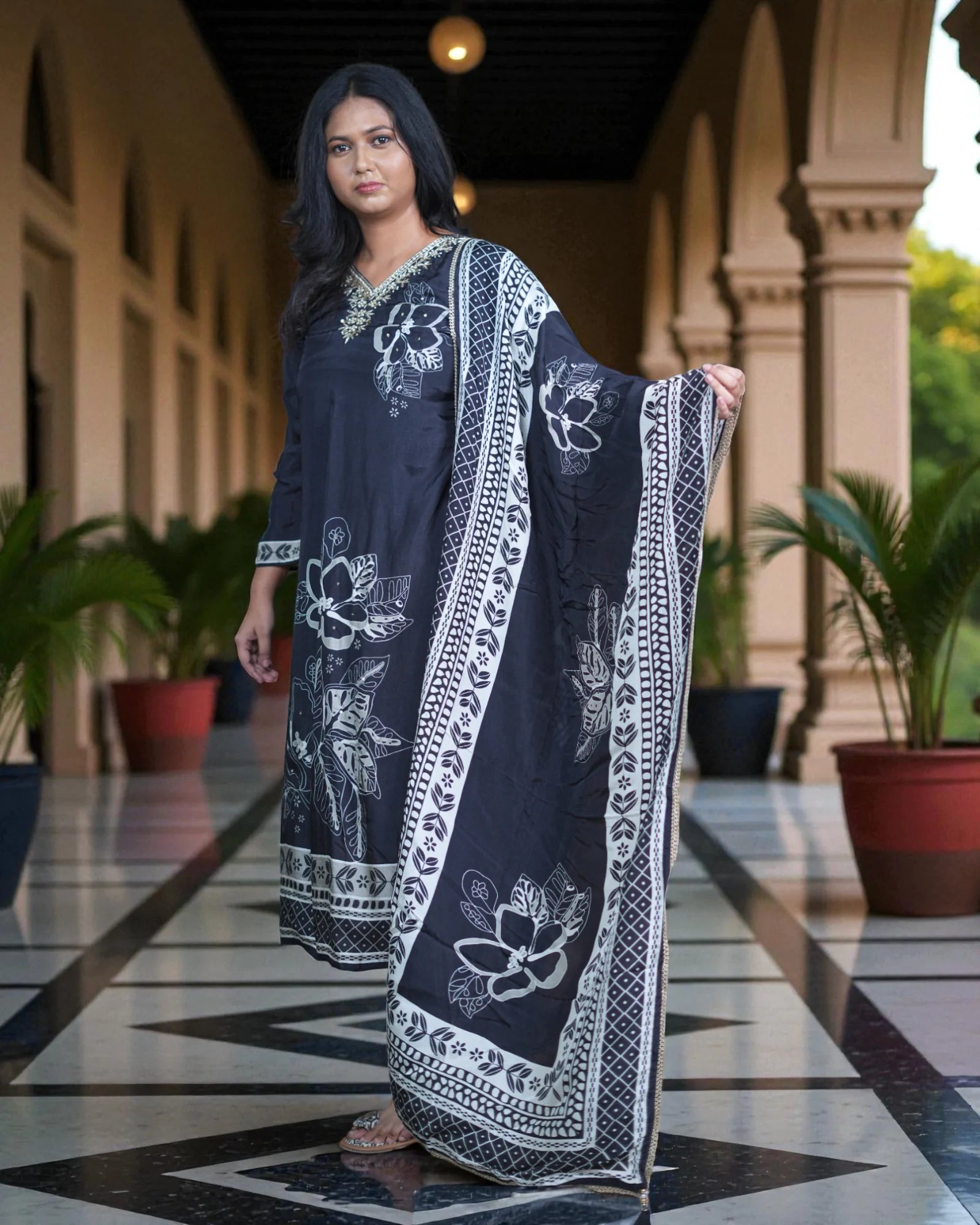 Floral Silk Zardozi Lace Kurta Set