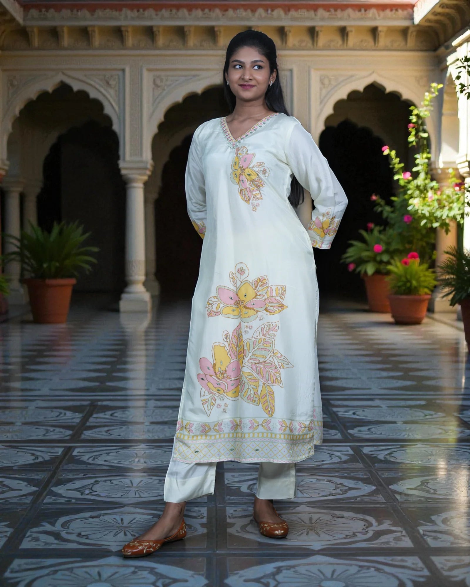Floral Printed Chinon Silk Kurta Set