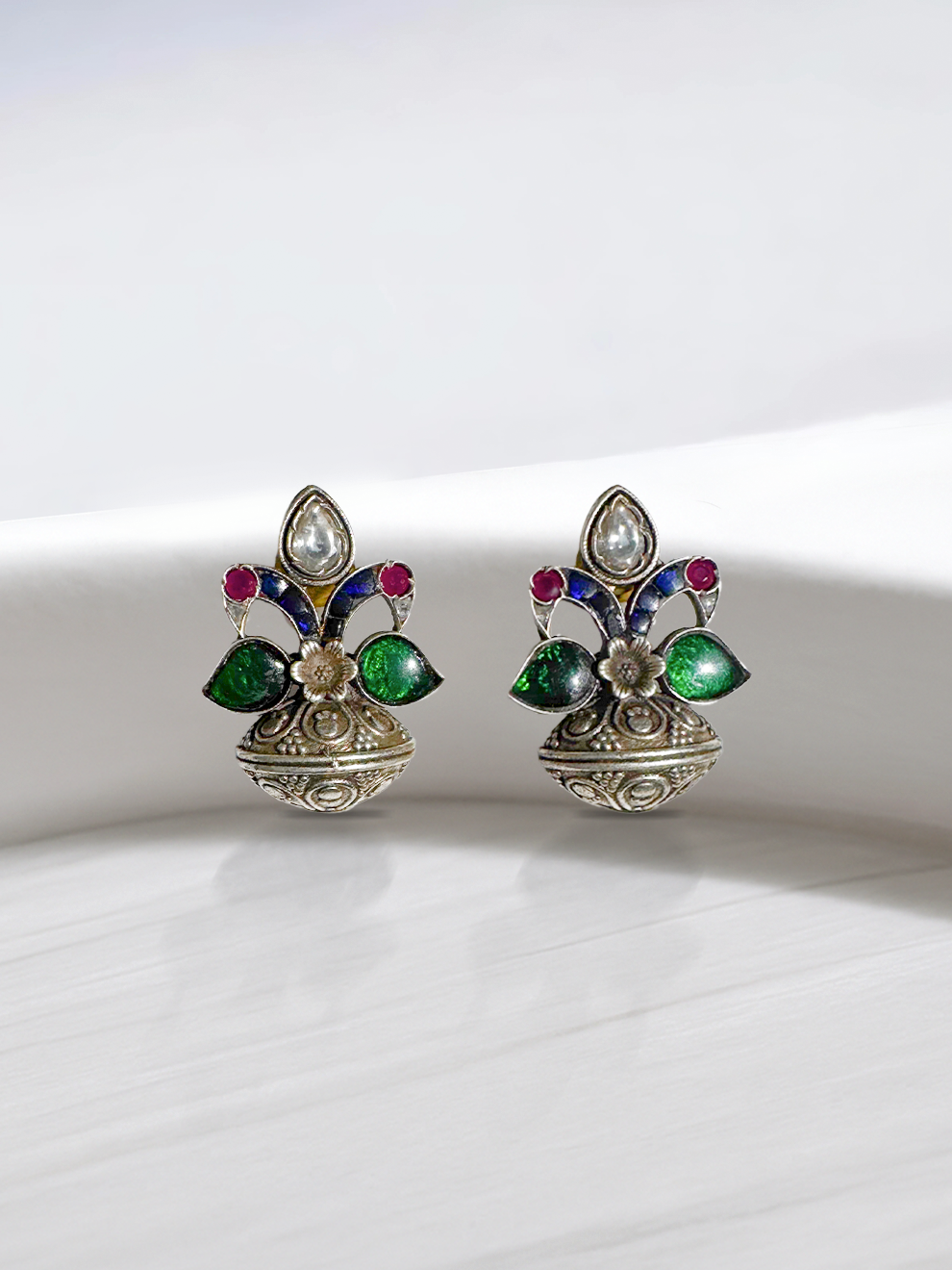 Pot Of Abundance Studs