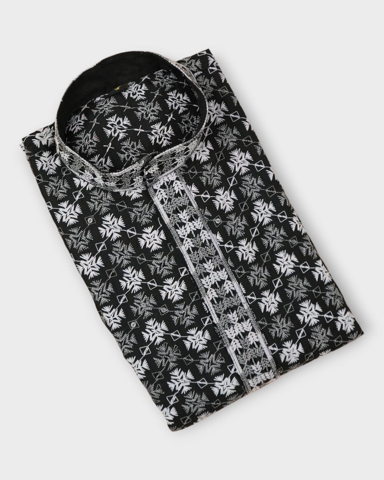 Cotton Blend Thread Embroidered Kurta Pajama