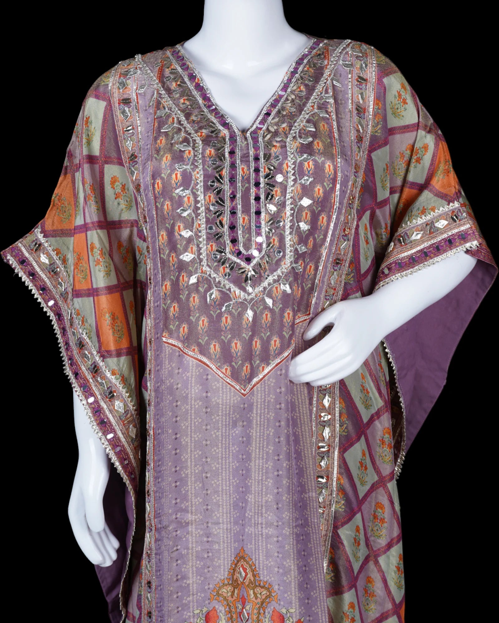 Cotton Kaftan with Traditional Bandhani Print