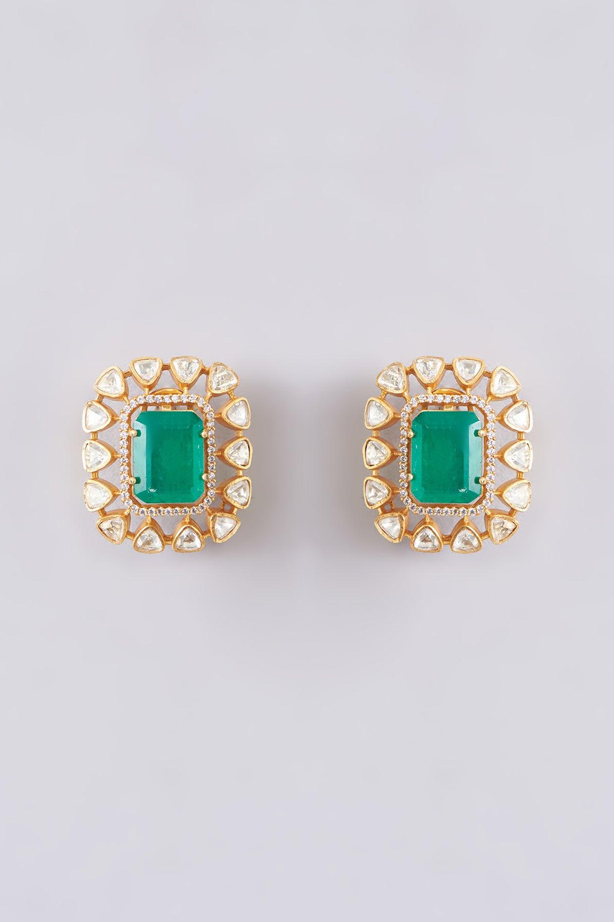Emerald Kundan Necklace Set - Dyulokha