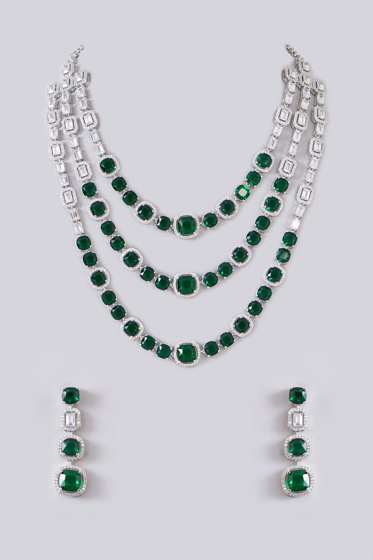Emerald Radiance Layered Diamond Set - Dyulokha