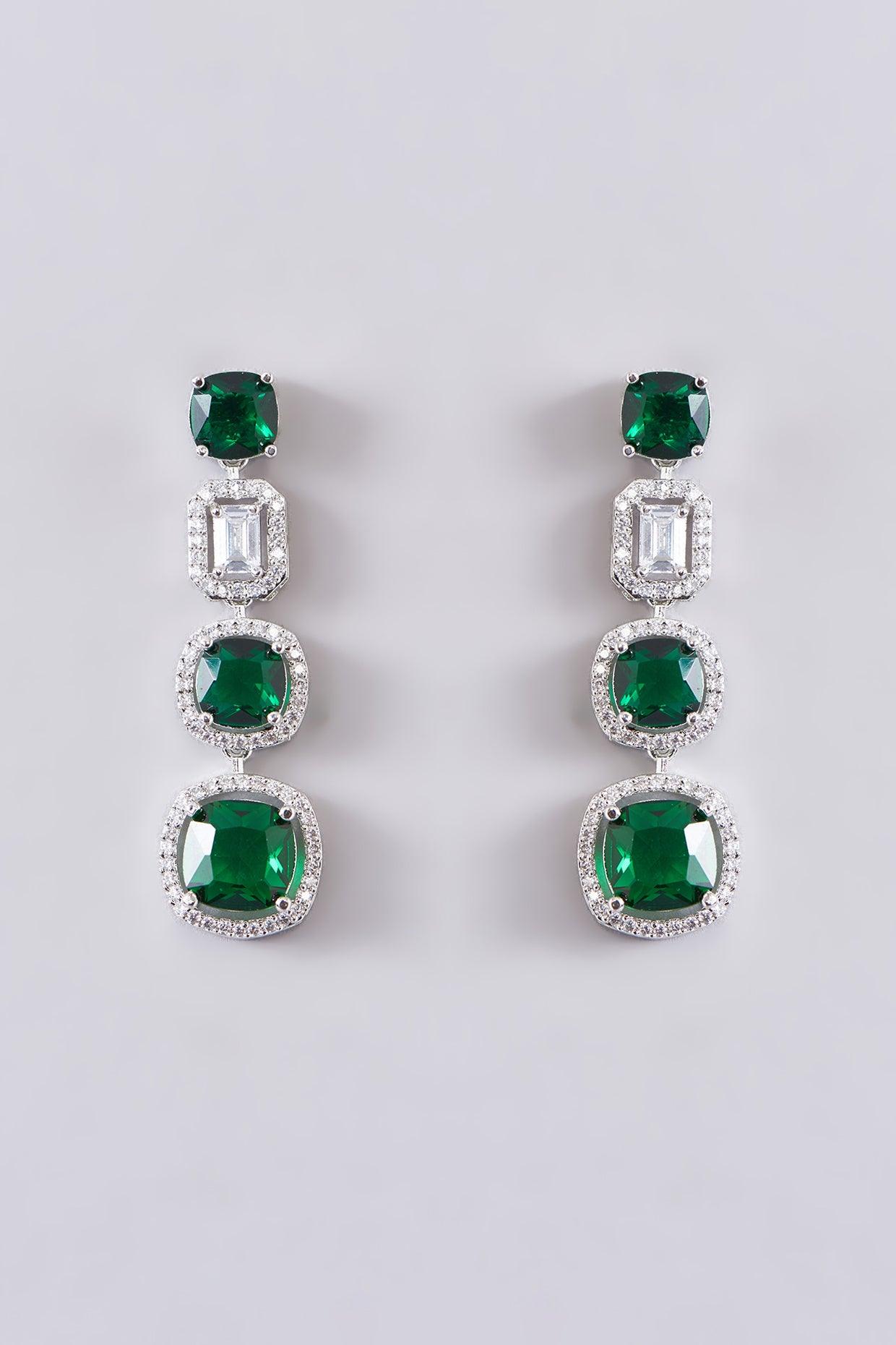 Emerald Radiance Layered Diamond Set - Dyulokha
