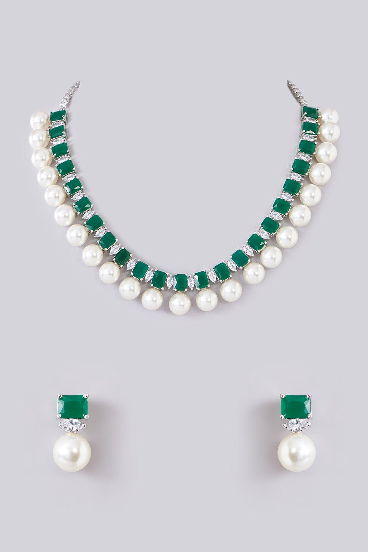 Emerald Elegance Pearl Dropped Diamond Set - Dyulokha