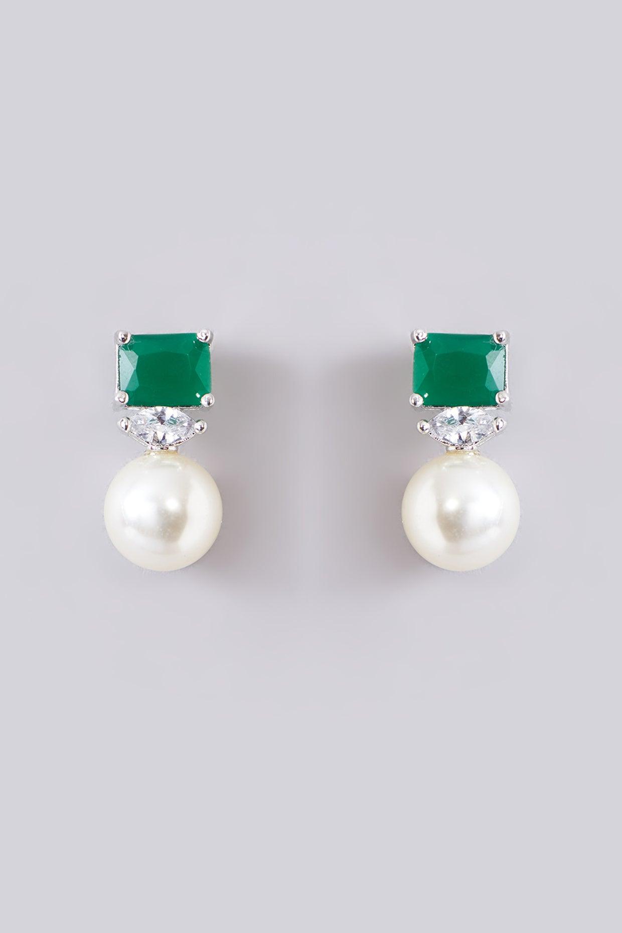Emerald Elegance Pearl Dropped Diamond Set - Dyulokha